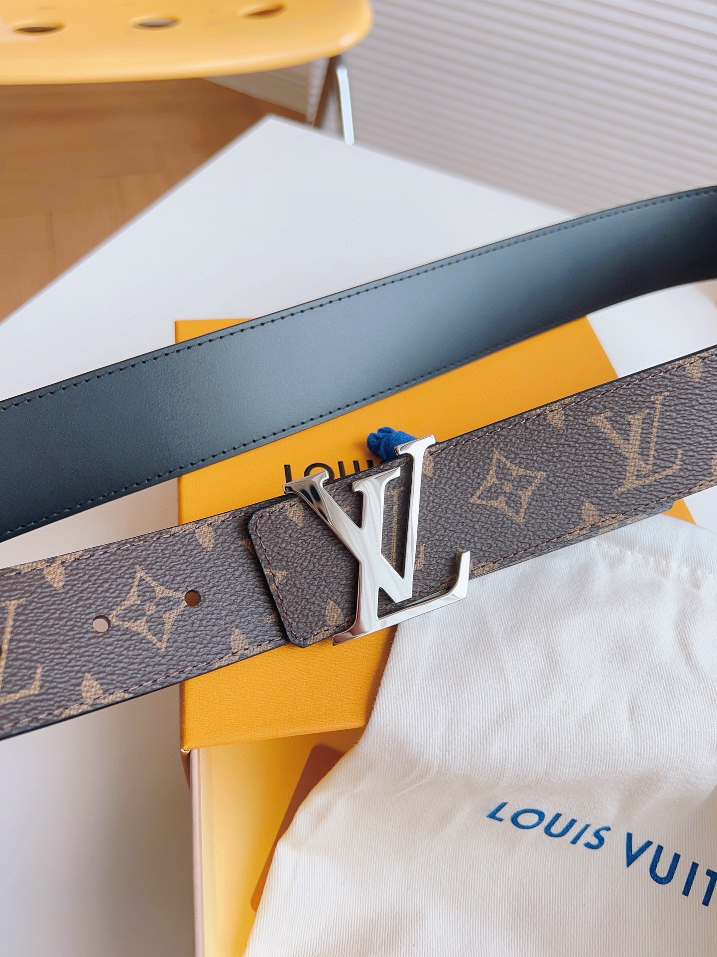 Louis Vuitton Male Basic Belt M-l
