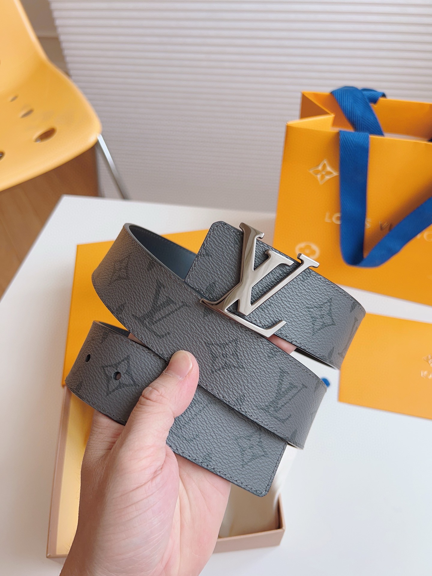 Louis Vuitton Male Basic Belt M-l