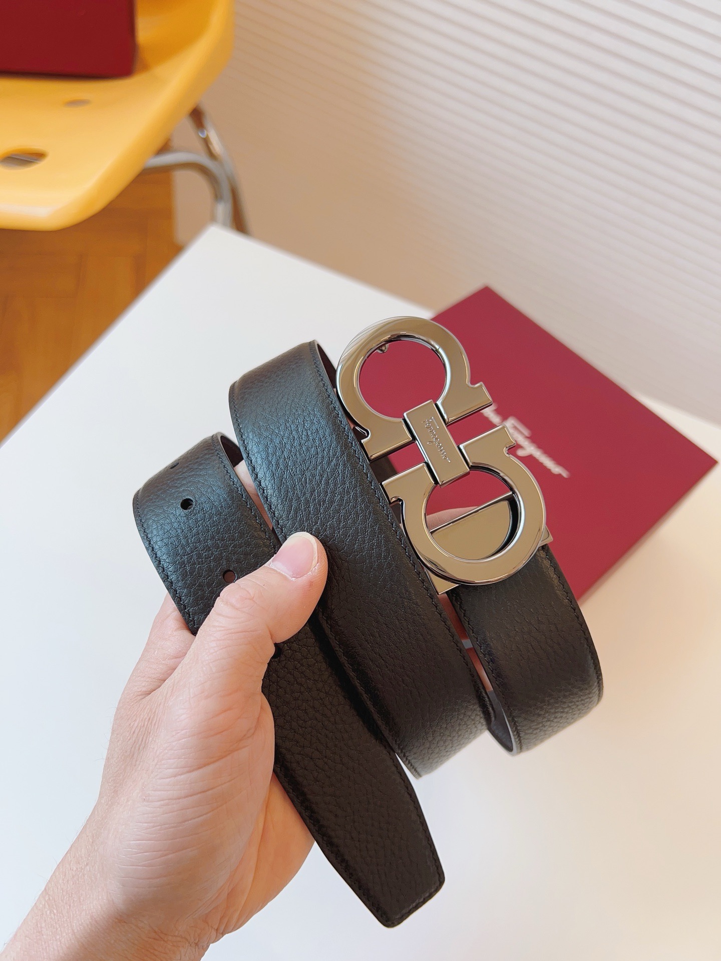 Salvatore Ferragamo Leather Belt M