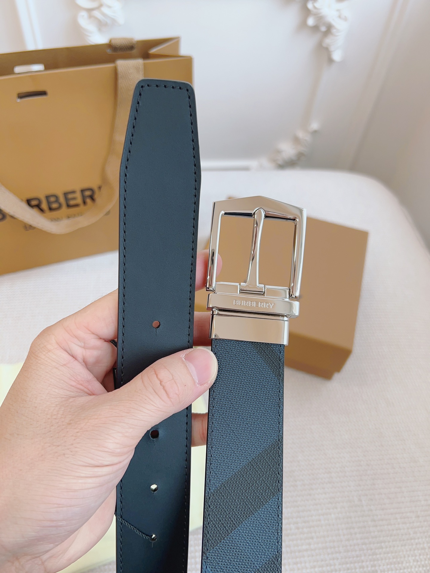 Burberry Basic Belt Cow Leather Black