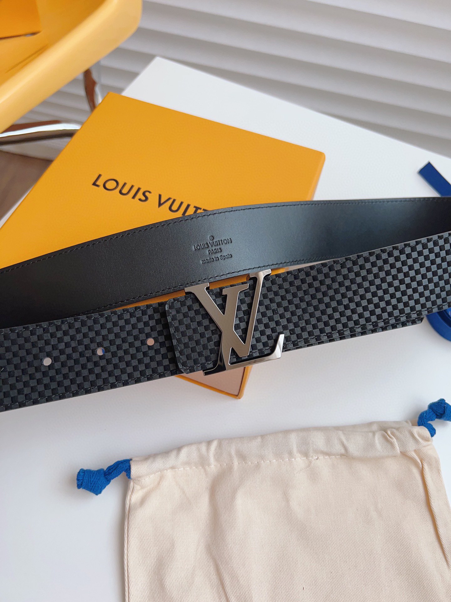 Louis Vuitton Male Basic Belt M-l