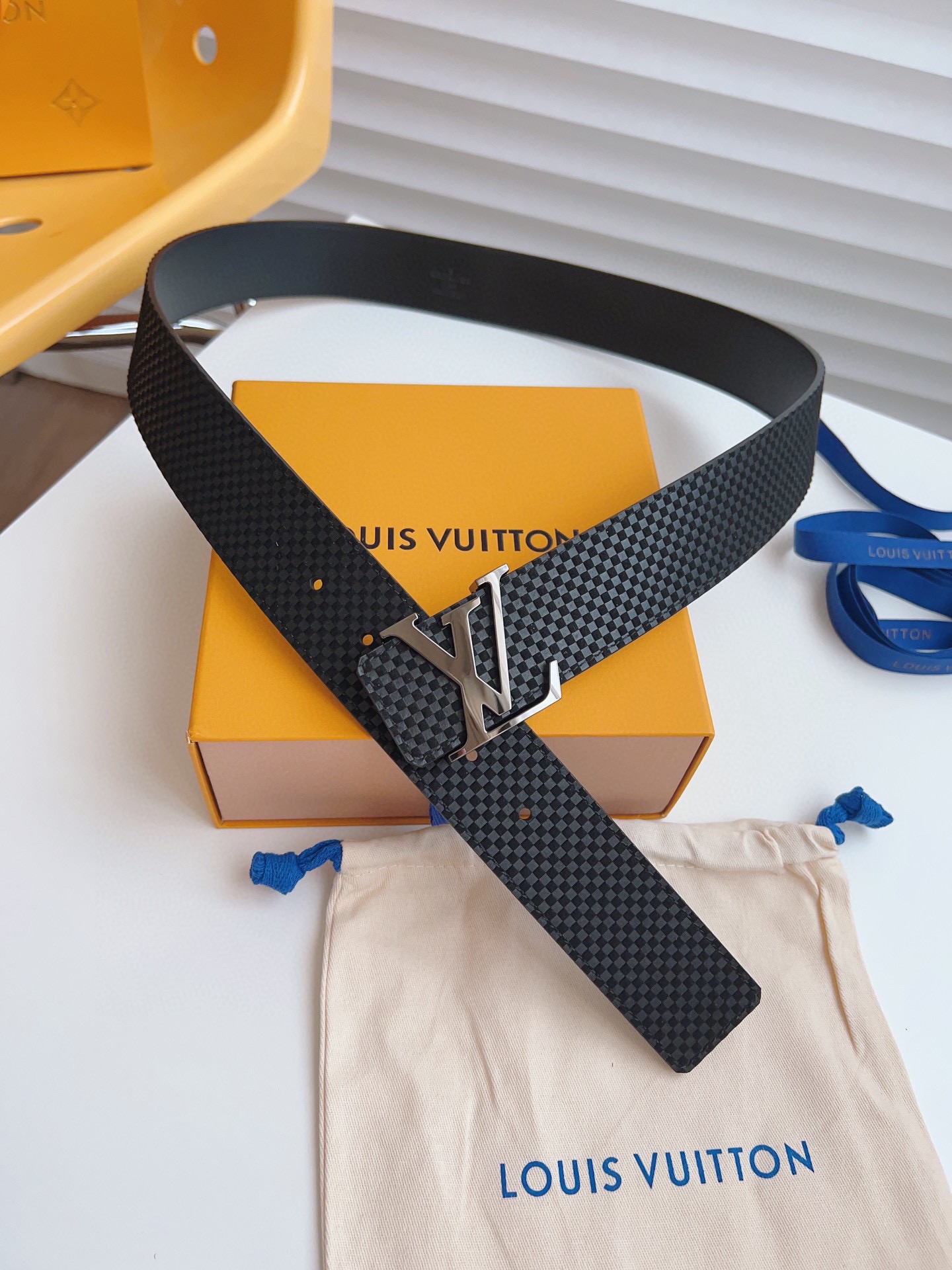 Louis Vuitton Male Basic Belt M-l