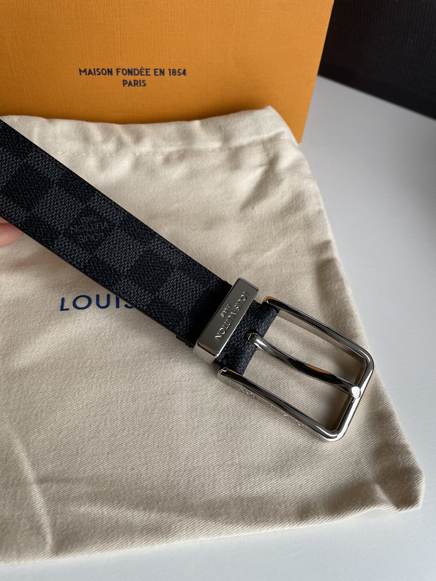 Louis Vuitton Leather Belt Cow Leather M