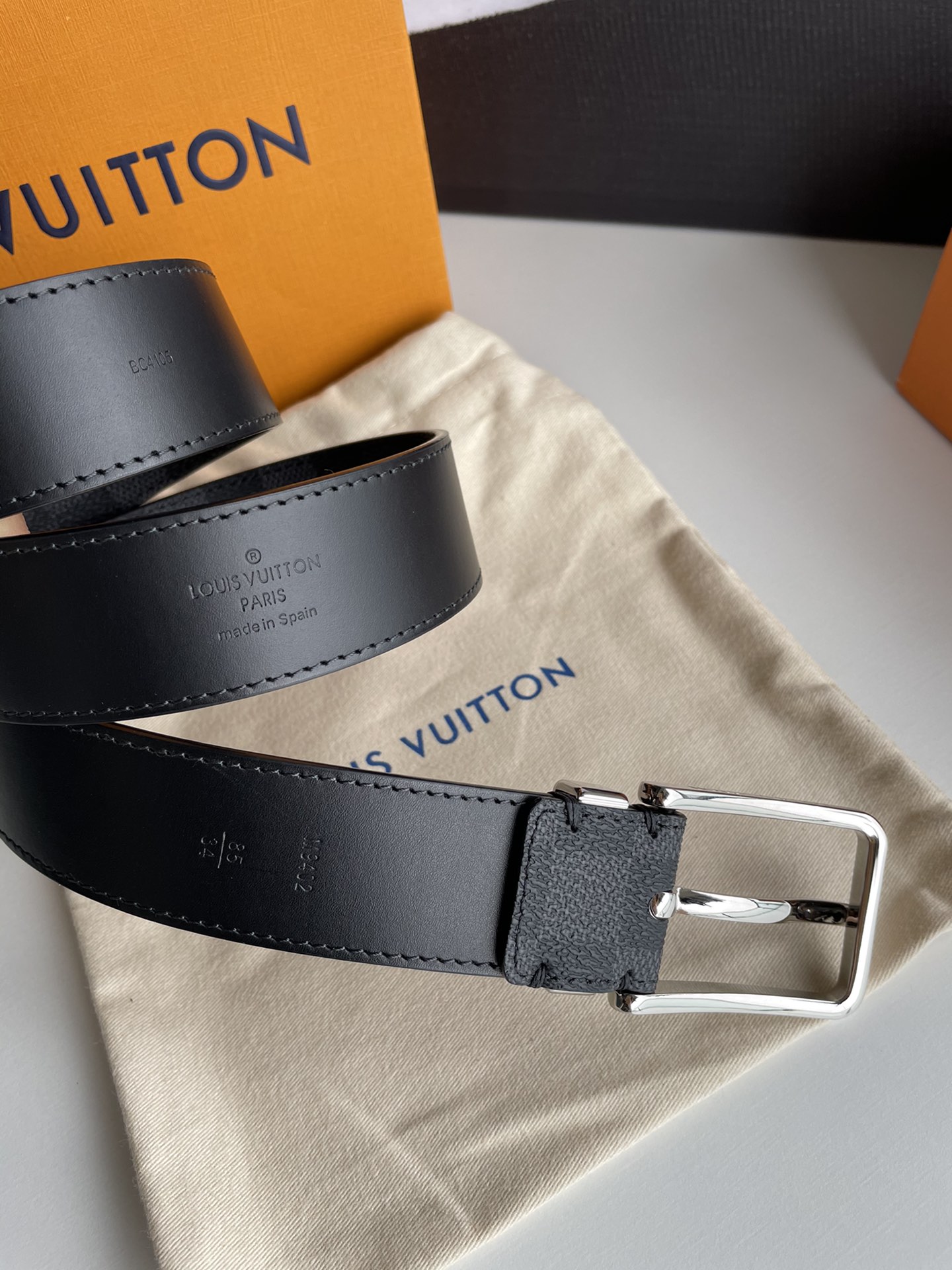 Louis Vuitton Leather Belt Cow Leather M
