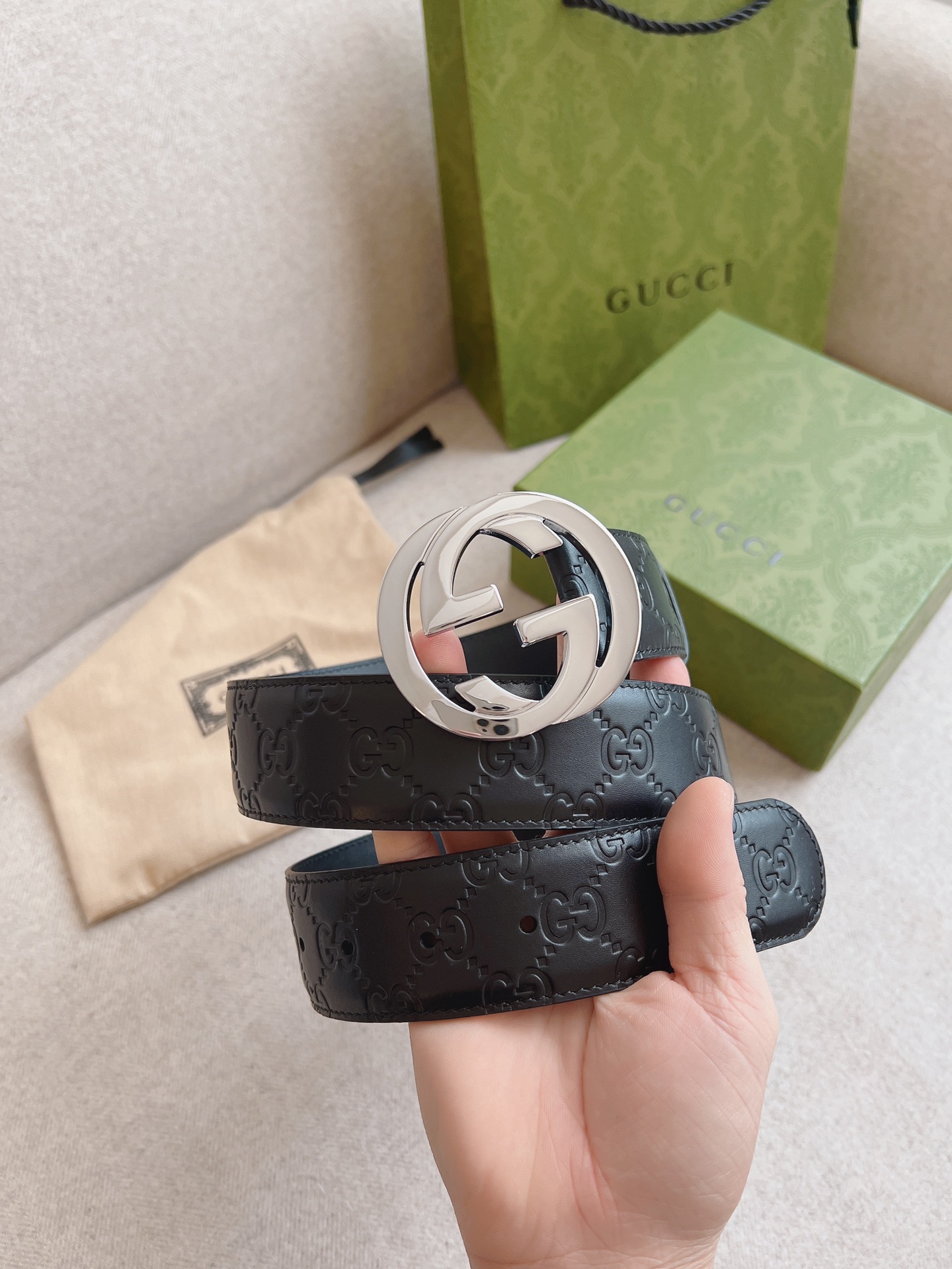 Gucci Leather Belt S-m