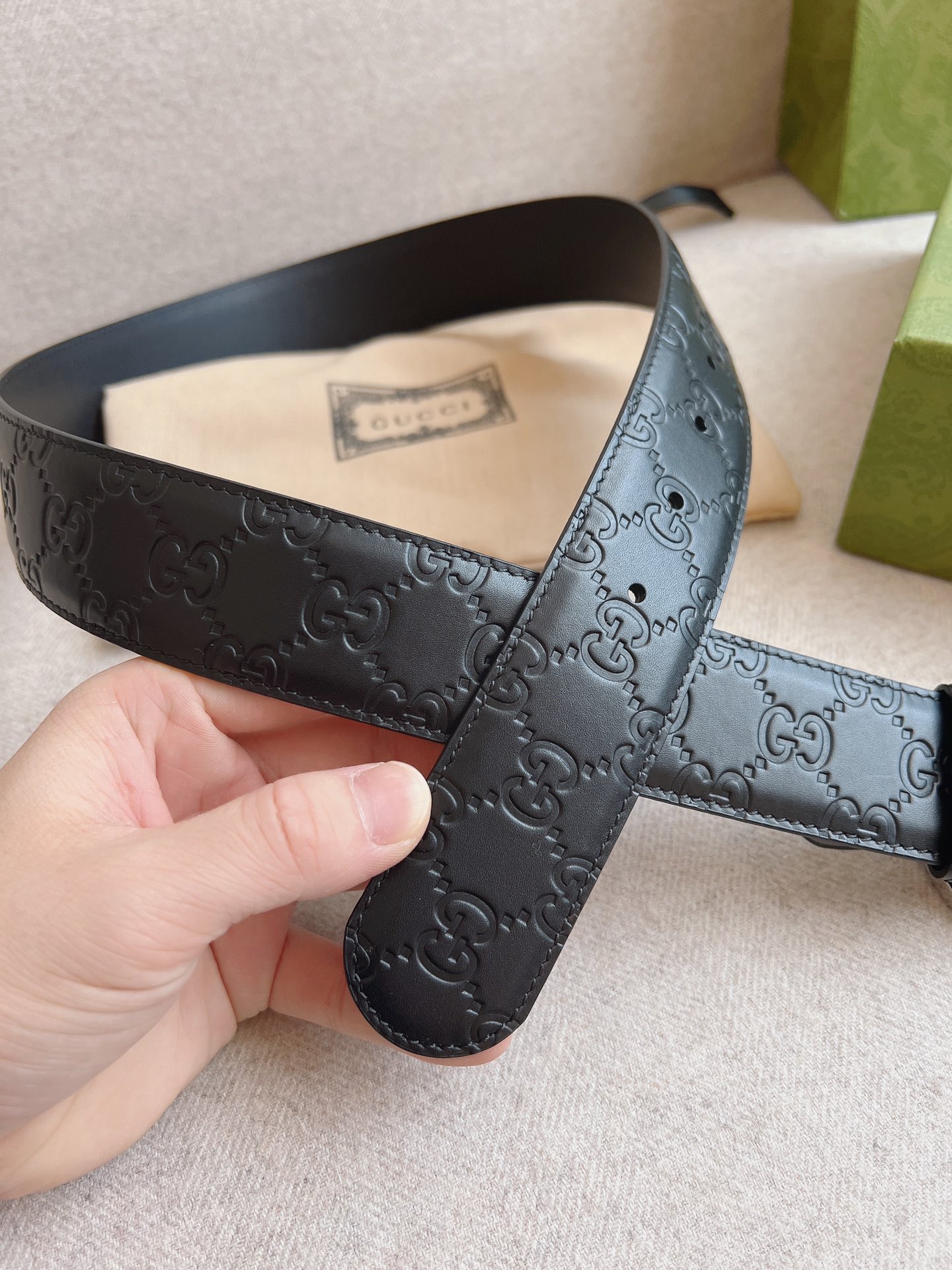 Gucci Leather Belt S-m
