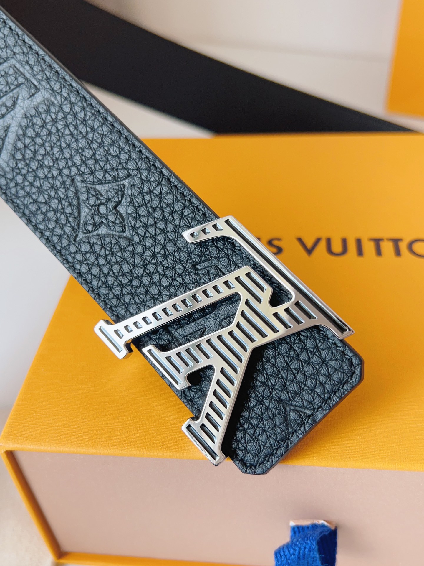 Louis Vuitton Basic Belt Cow Leather 40mm-m-l