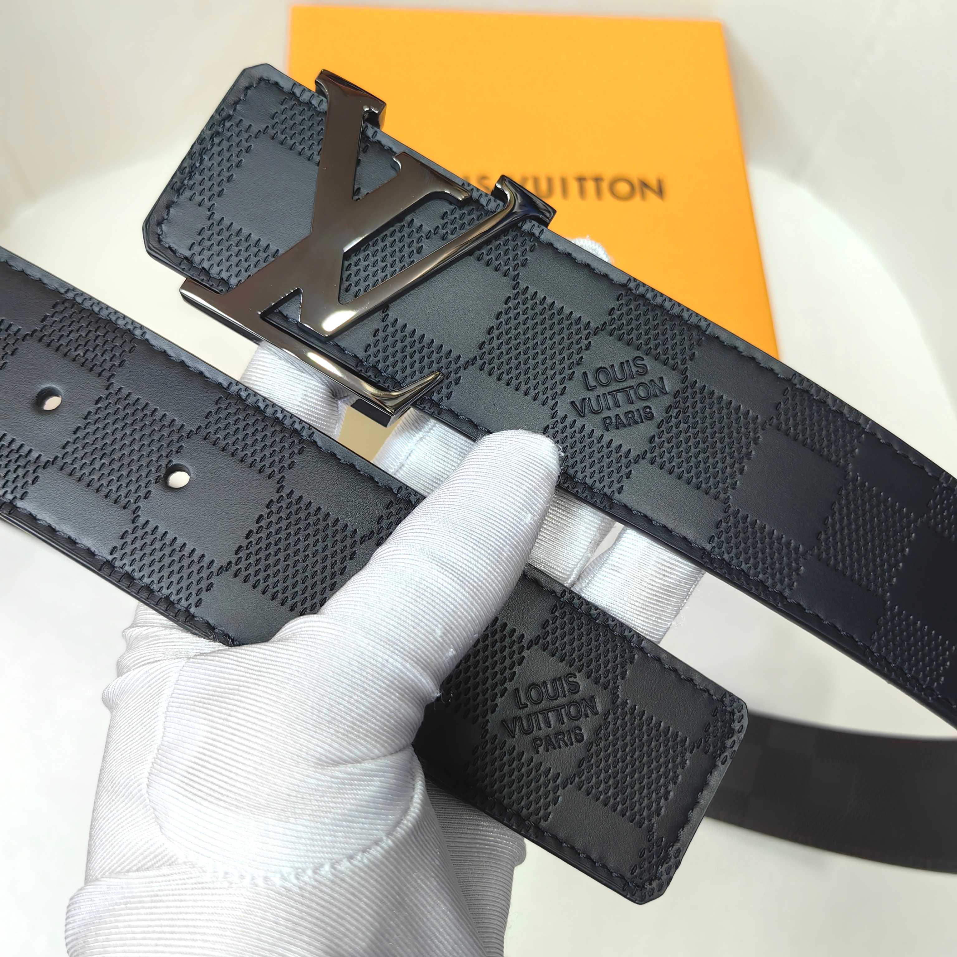 Louis Vuitton Basic Belt L