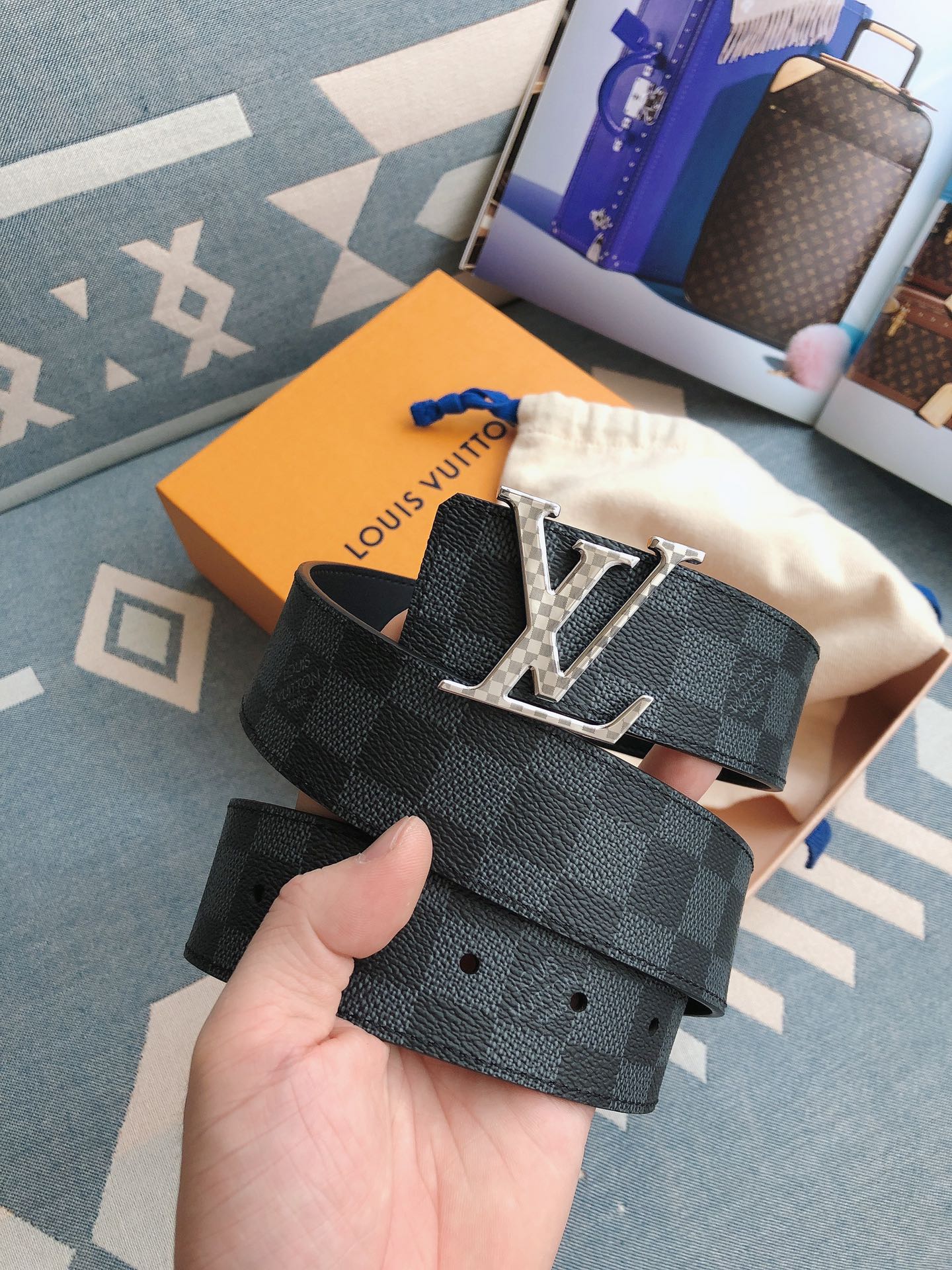 Louis Vuitton Male Leather Belt M-l