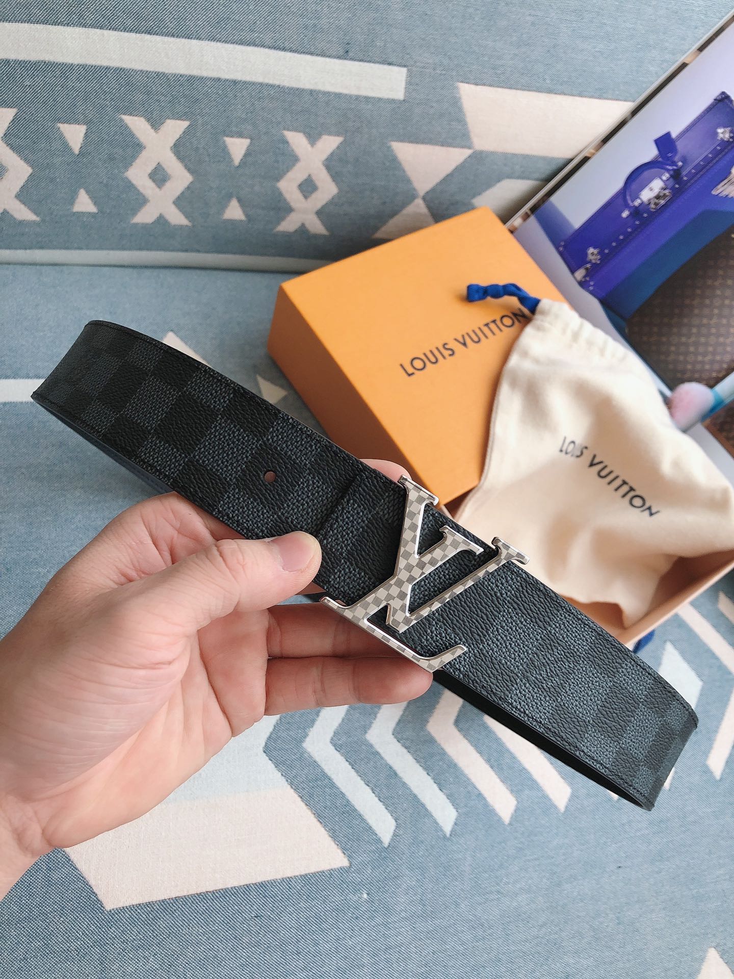 Louis Vuitton Male Leather Belt M-l