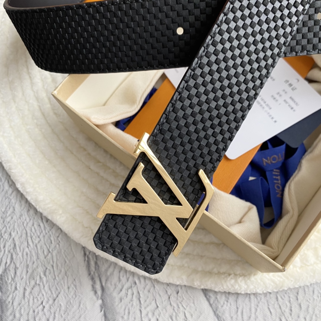 Louis Vuitton Leather Belt S-m-l