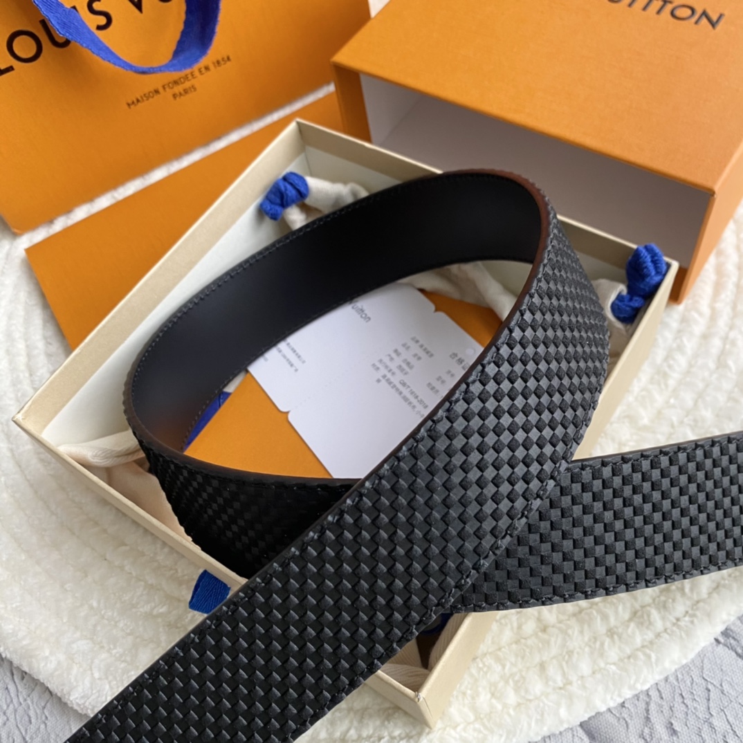 Louis Vuitton Leather Belt S-m-l