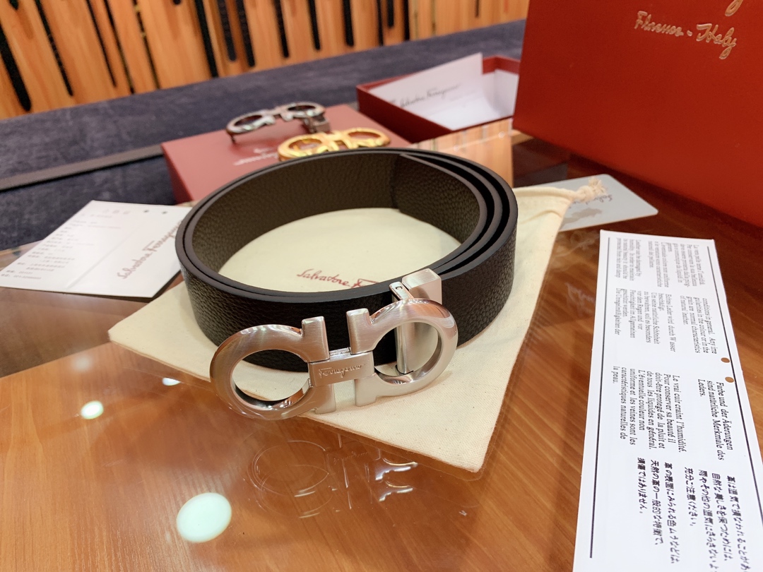 Salvatore Ferragamo Male Leather Belt Cow Leather M