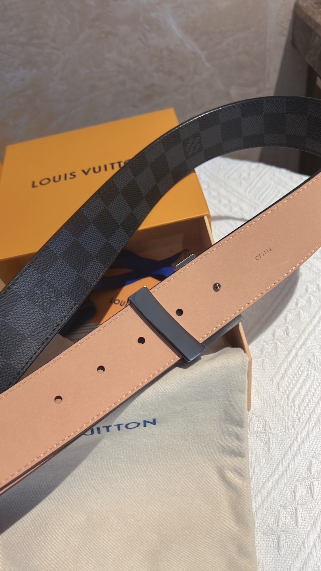 Louis Vuitton Basic Belt M