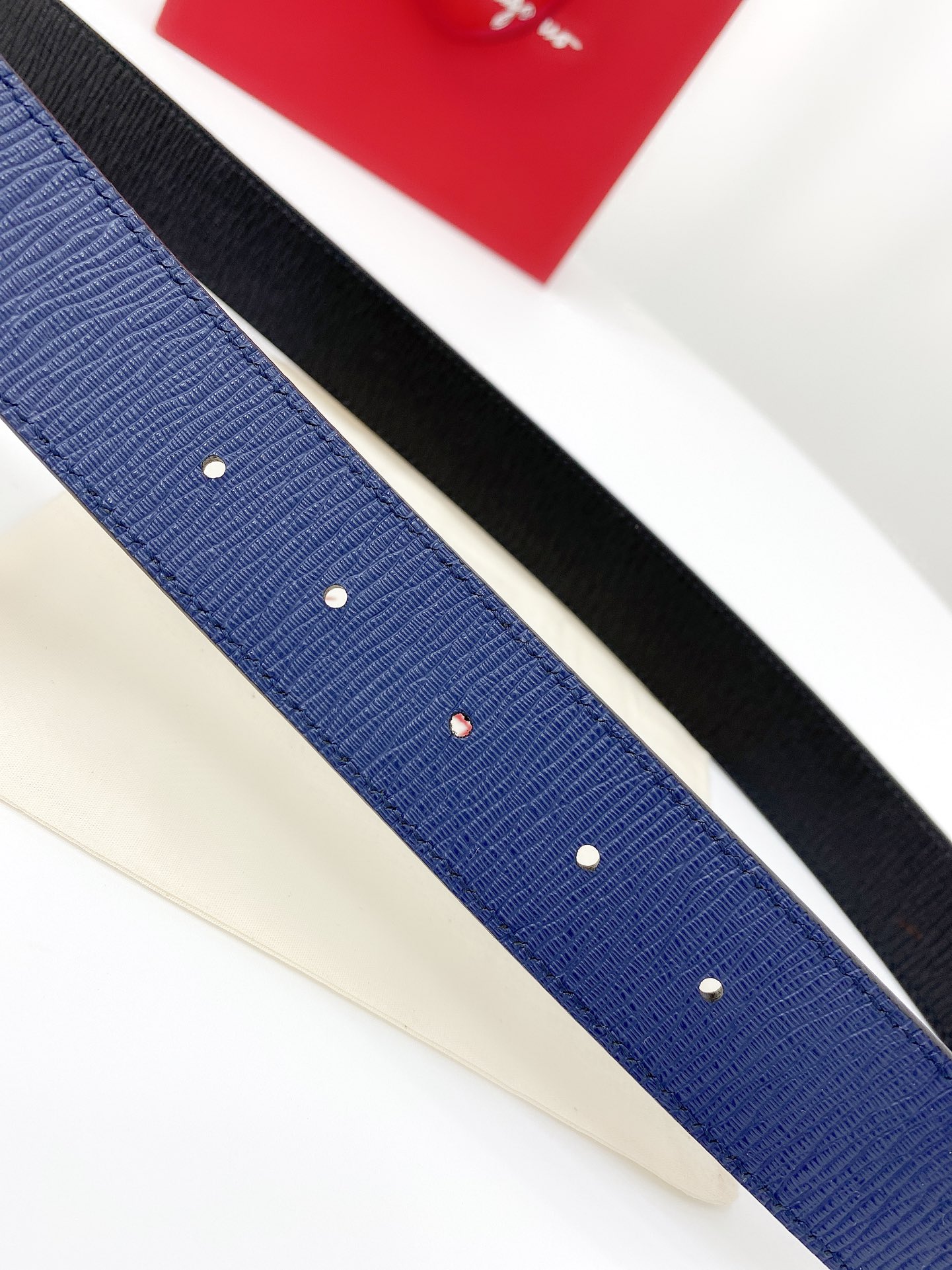 Salvatore Ferragamo Leather Belt Top Grain Leather 35mm