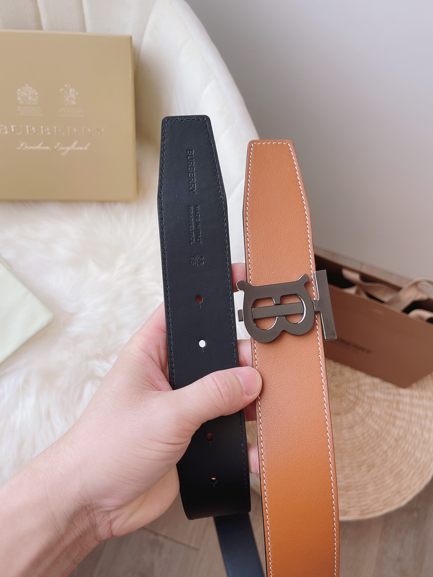 Burberry Male Leather Belt 40mm