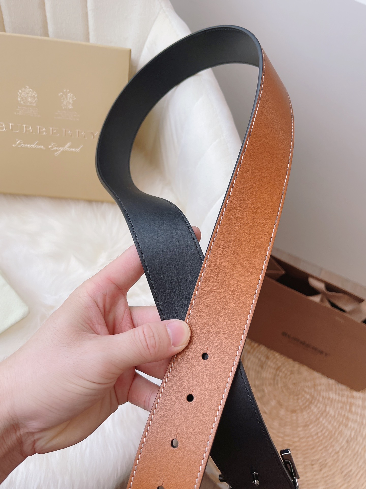 Burberry Male Leather Belt 40mm