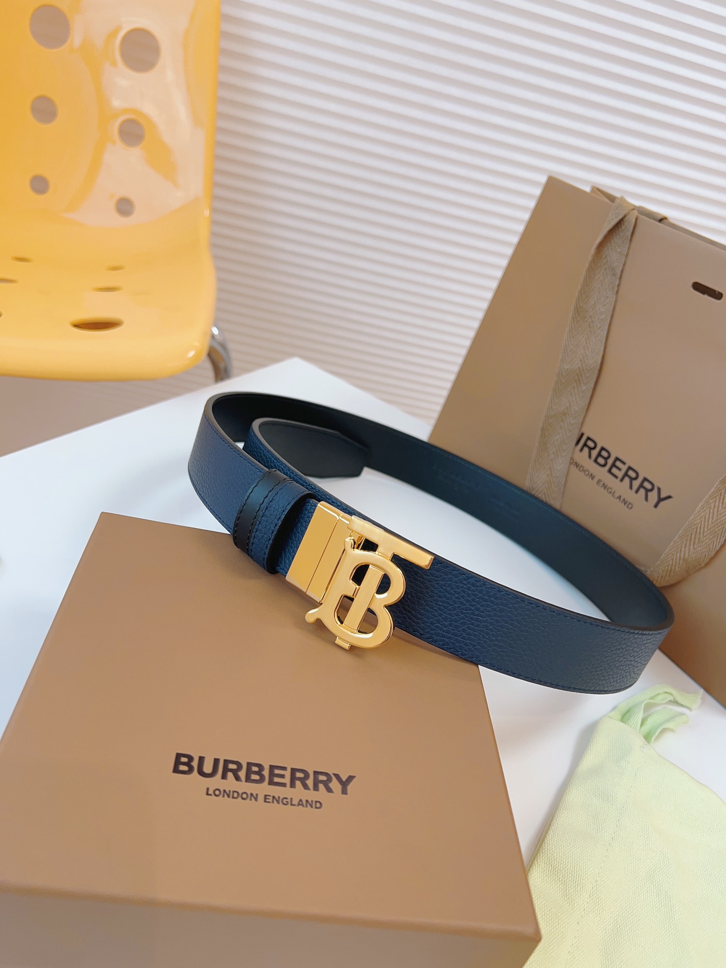 Burberry Basic Belt Top Grain Leather 34mm
