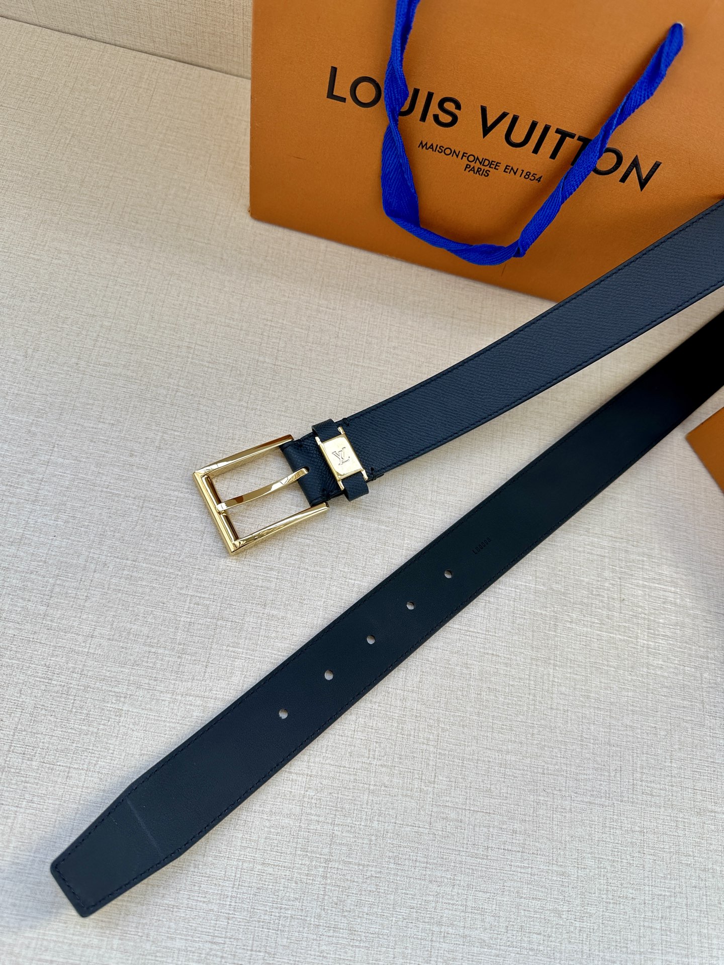 Louis Vuitton Leather Belt S-l