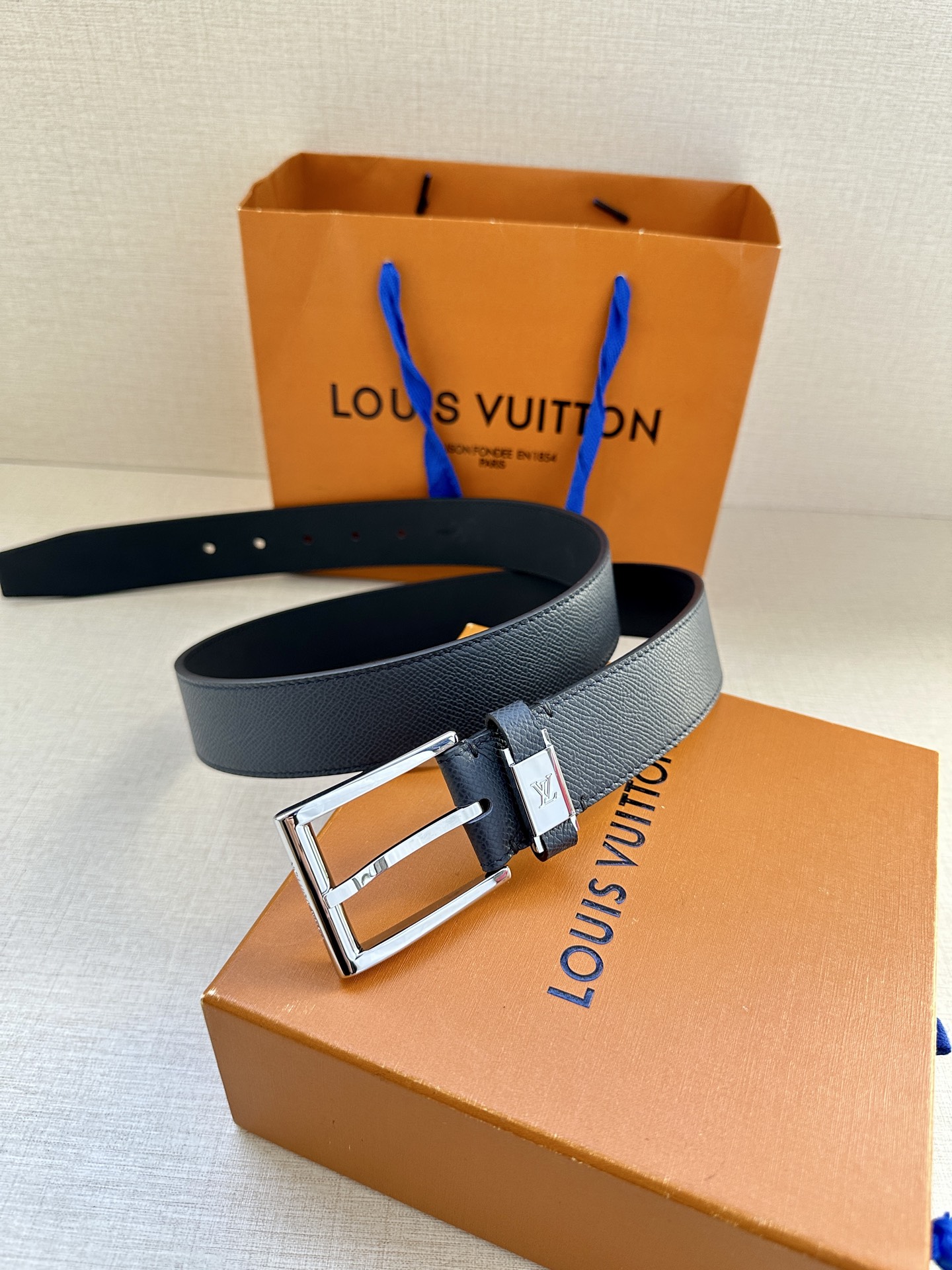 Louis Vuitton Leather Belt S-l