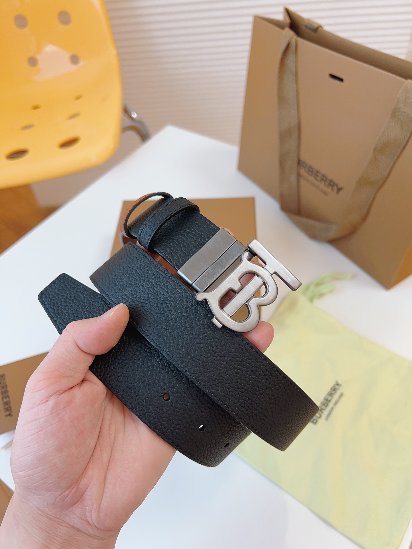 Burberry Basic Belt Top Grain Leather 34mm