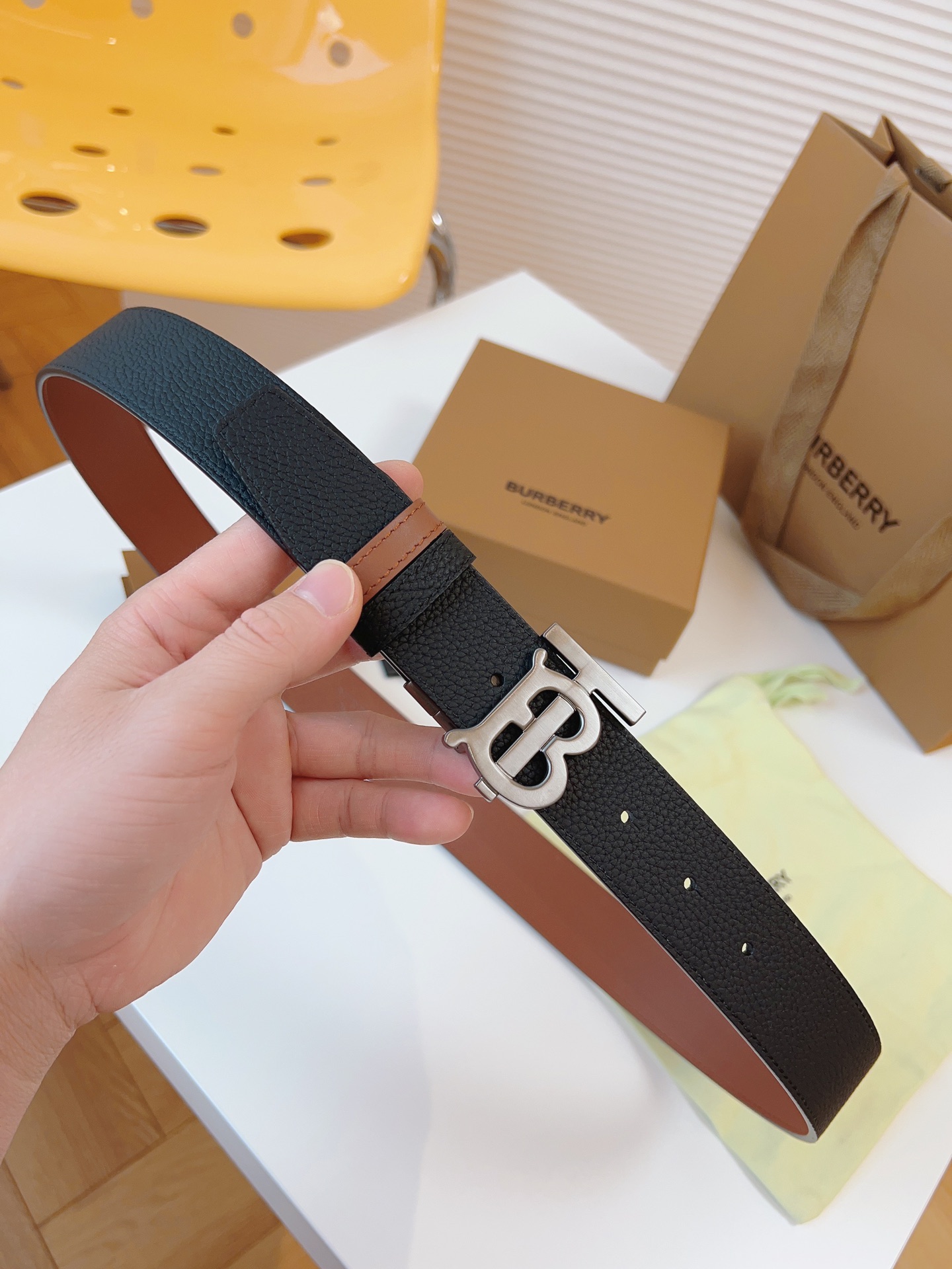 Burberry Basic Belt Top Grain Leather 34mm