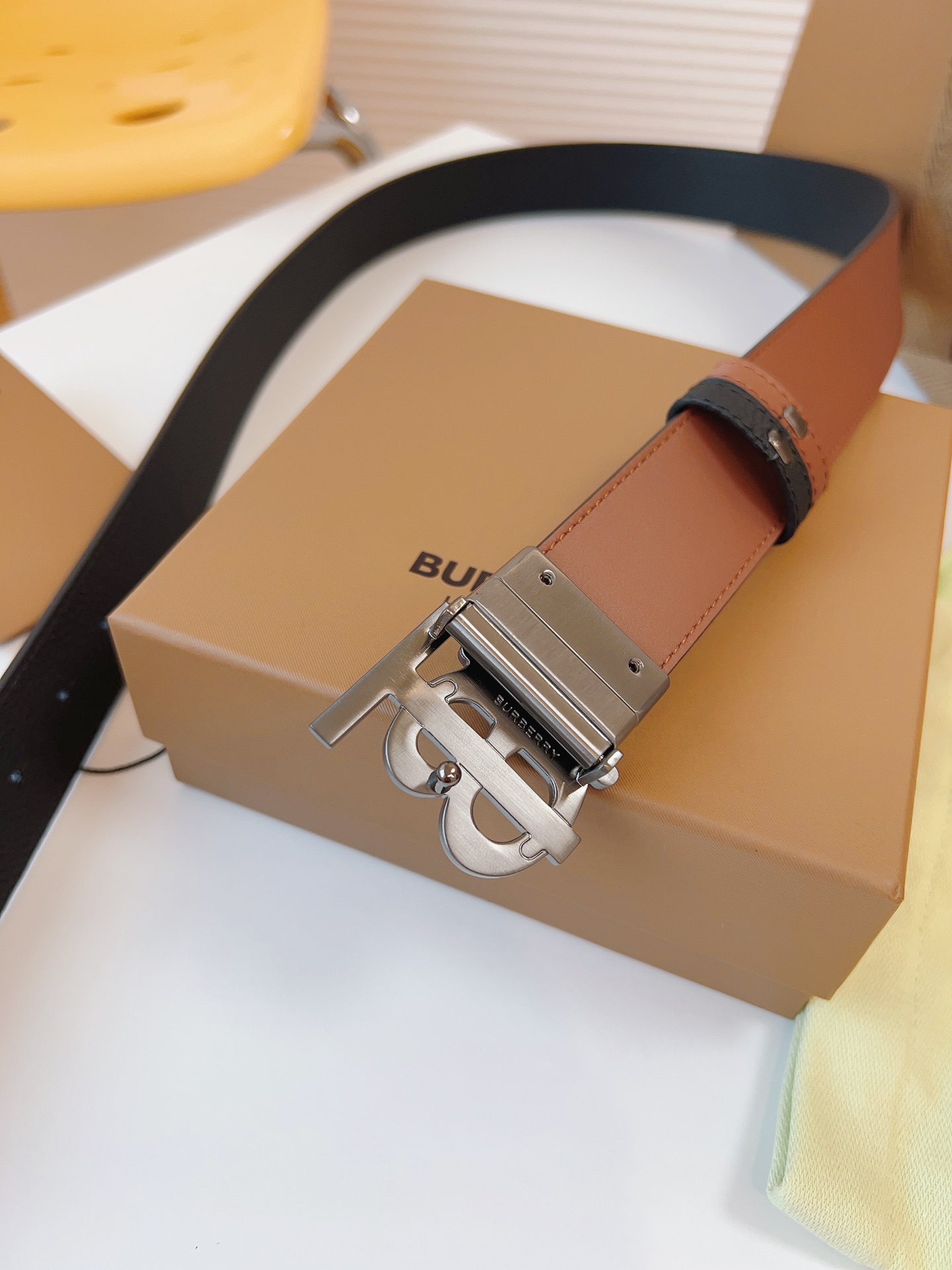 Burberry Basic Belt Top Grain Leather 34mm