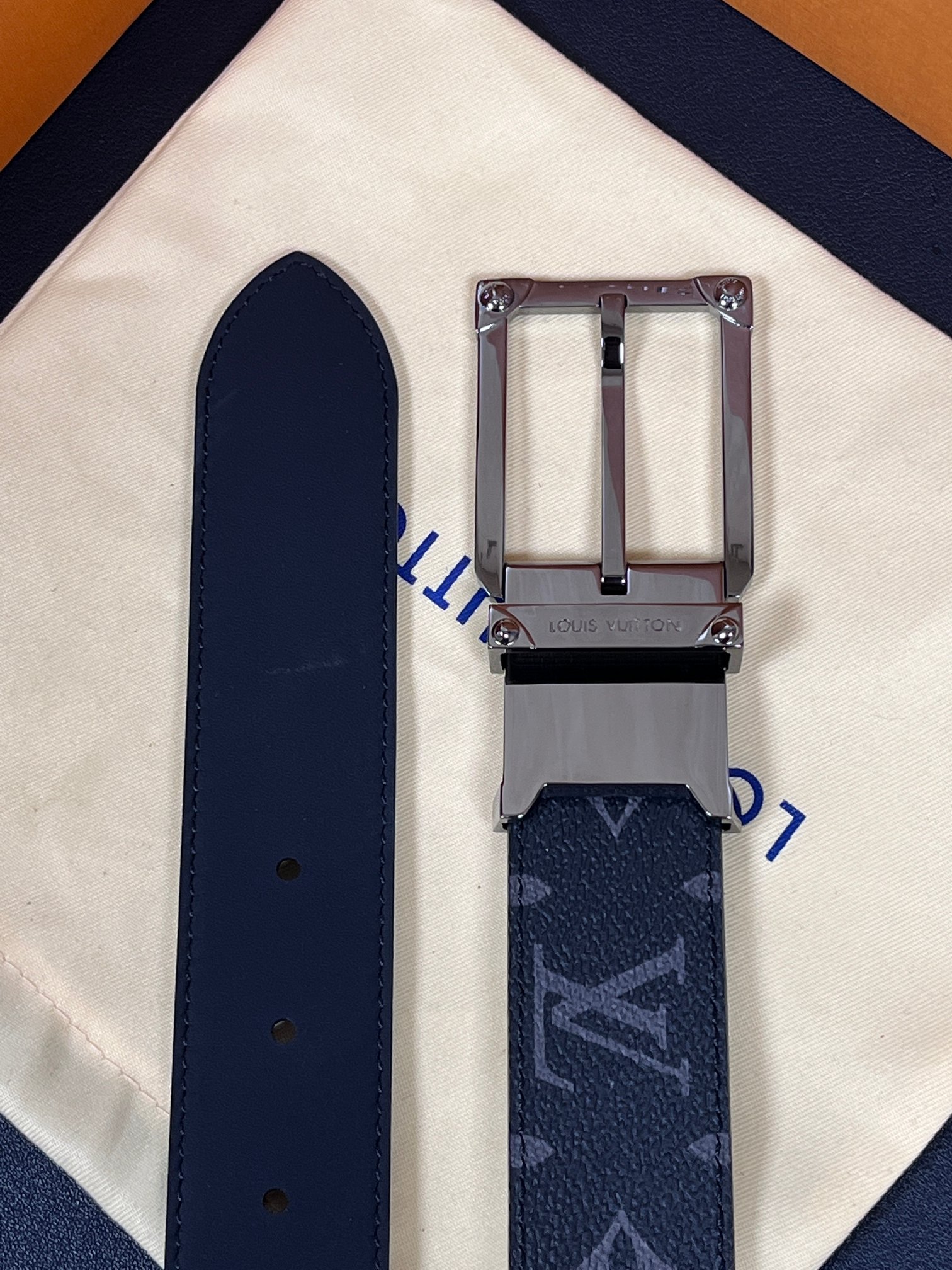 Louis Vuitton Basic Belt Canvas M