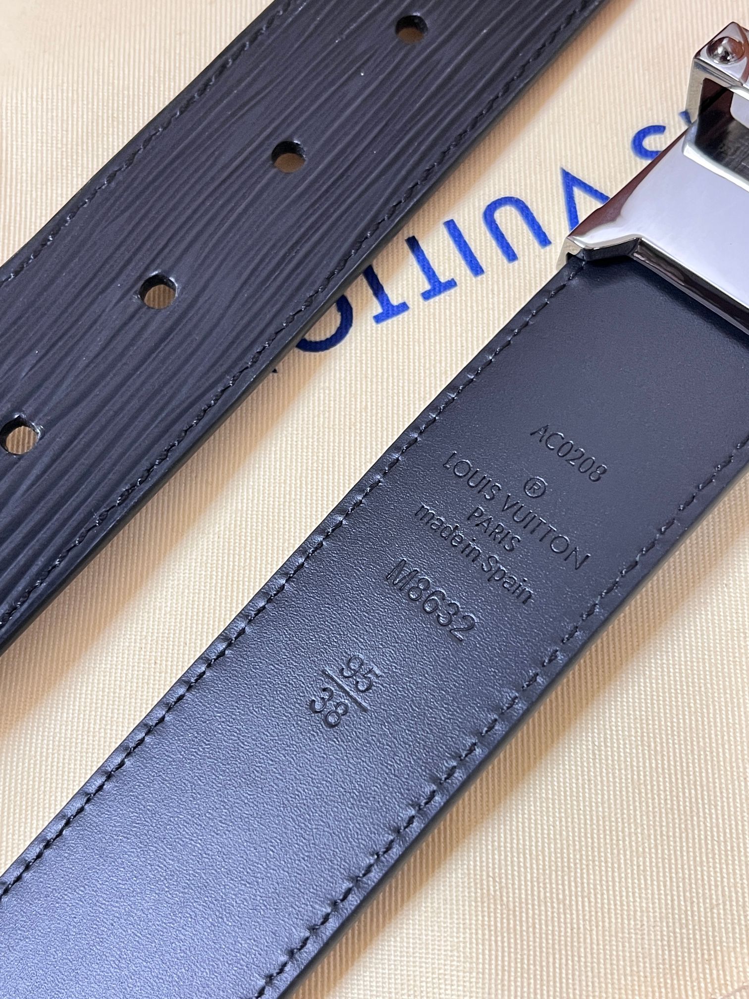 Louis Vuitton Basic Belt