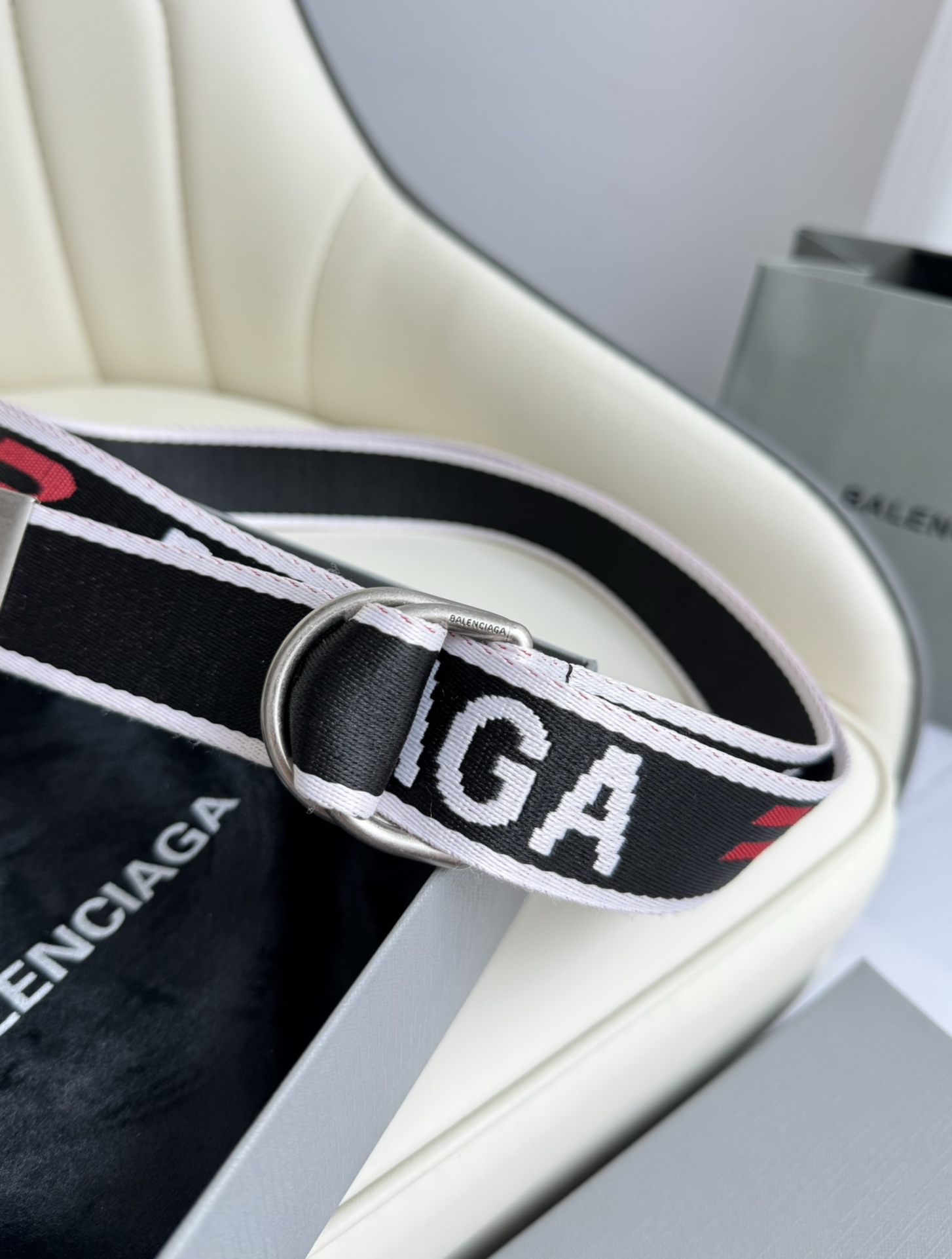 Balenciaga Basic Belt