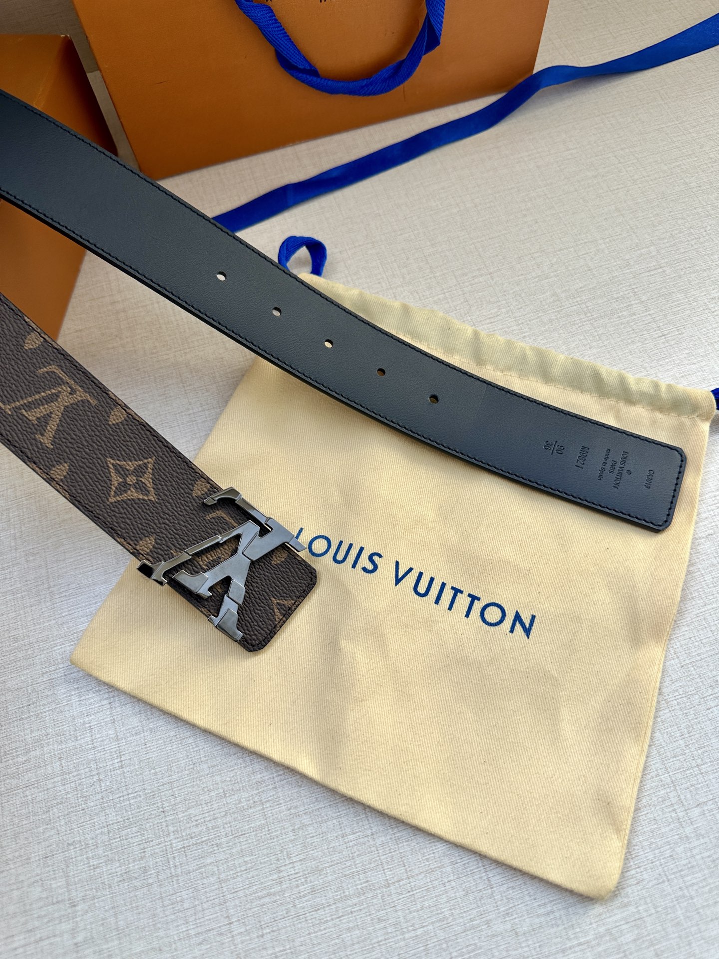 Louis Vuitton Basic Belt Canvas M-l
