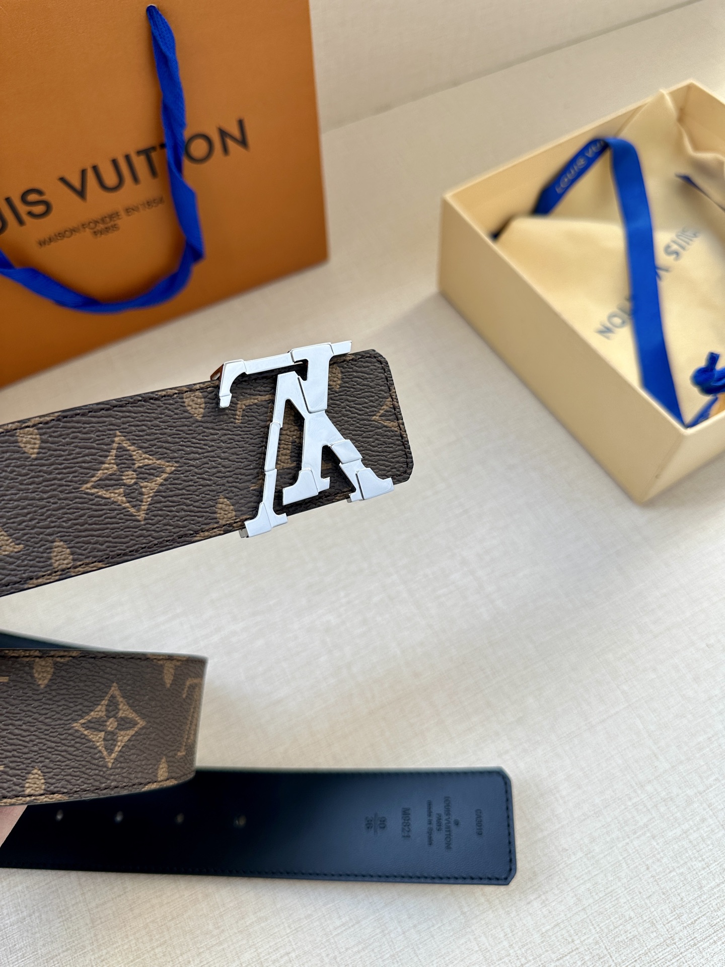 Louis Vuitton Basic Belt Canvas M-l