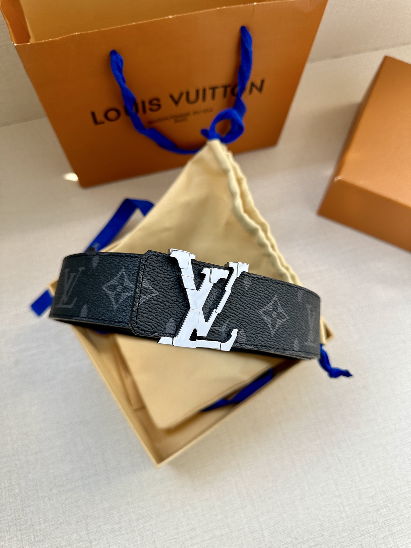 Louis Vuitton Basic Belt Canvas M-l