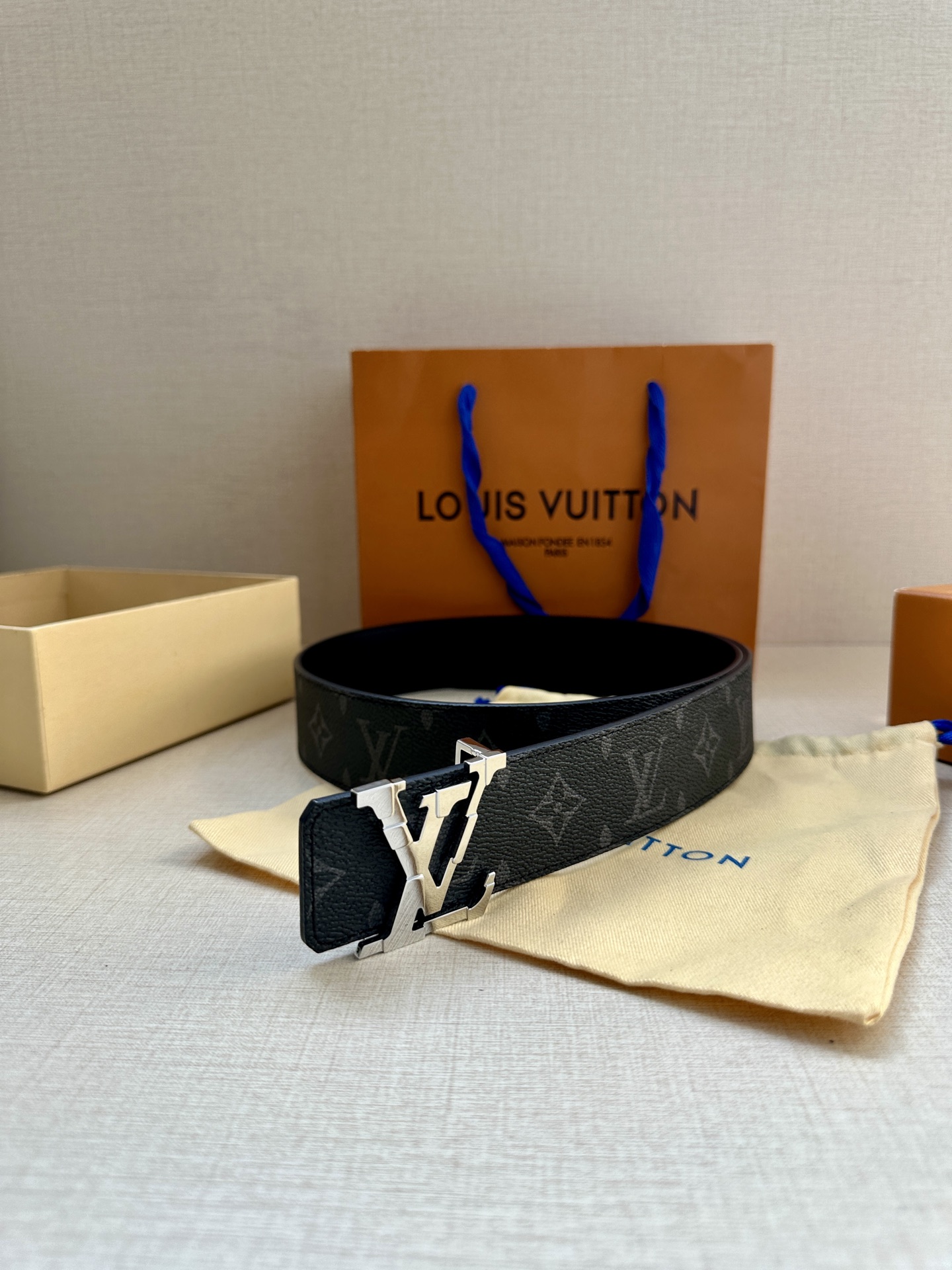 Louis Vuitton Basic Belt Canvas M-l