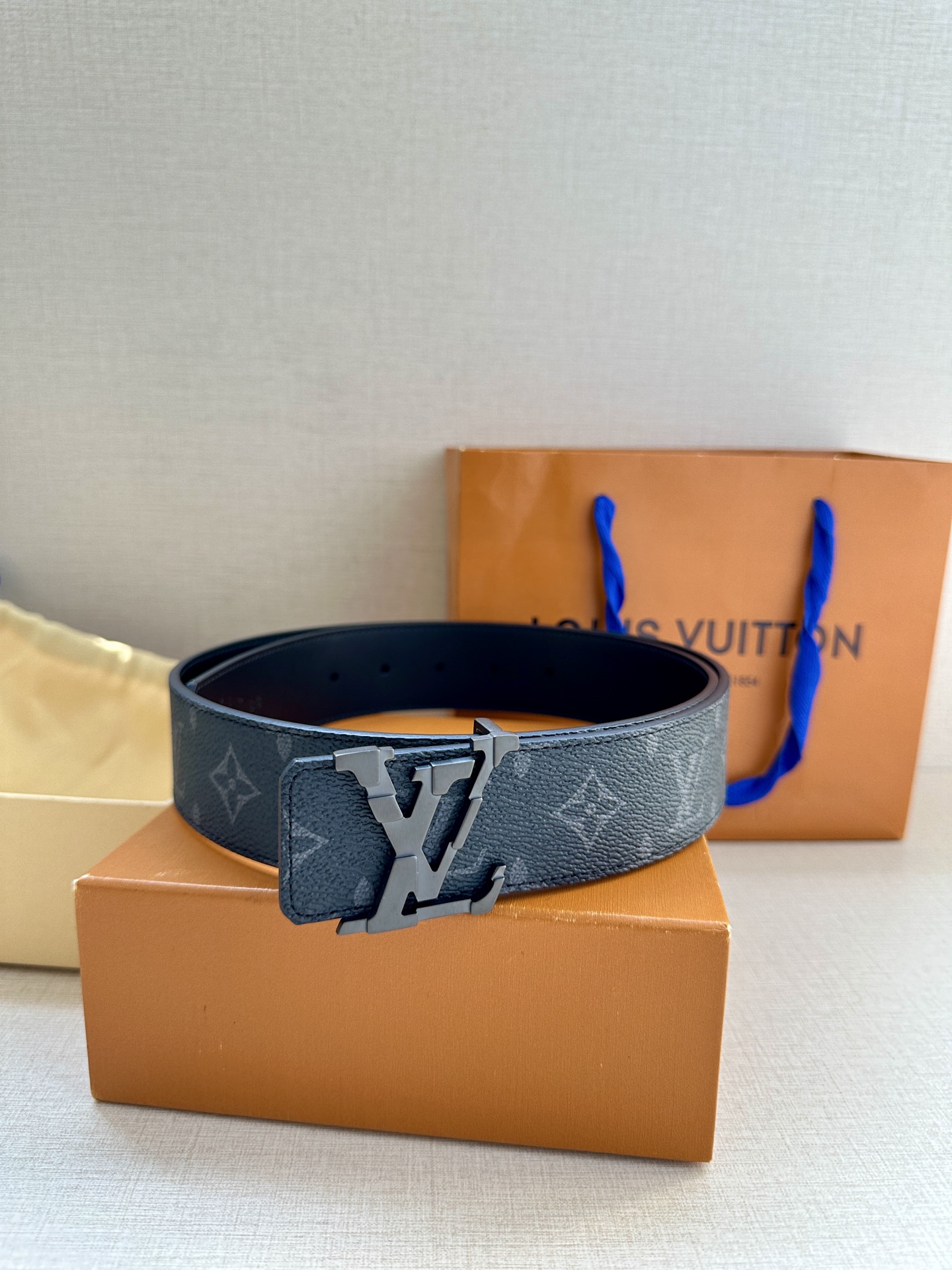 Louis Vuitton Basic Belt Canvas M-l