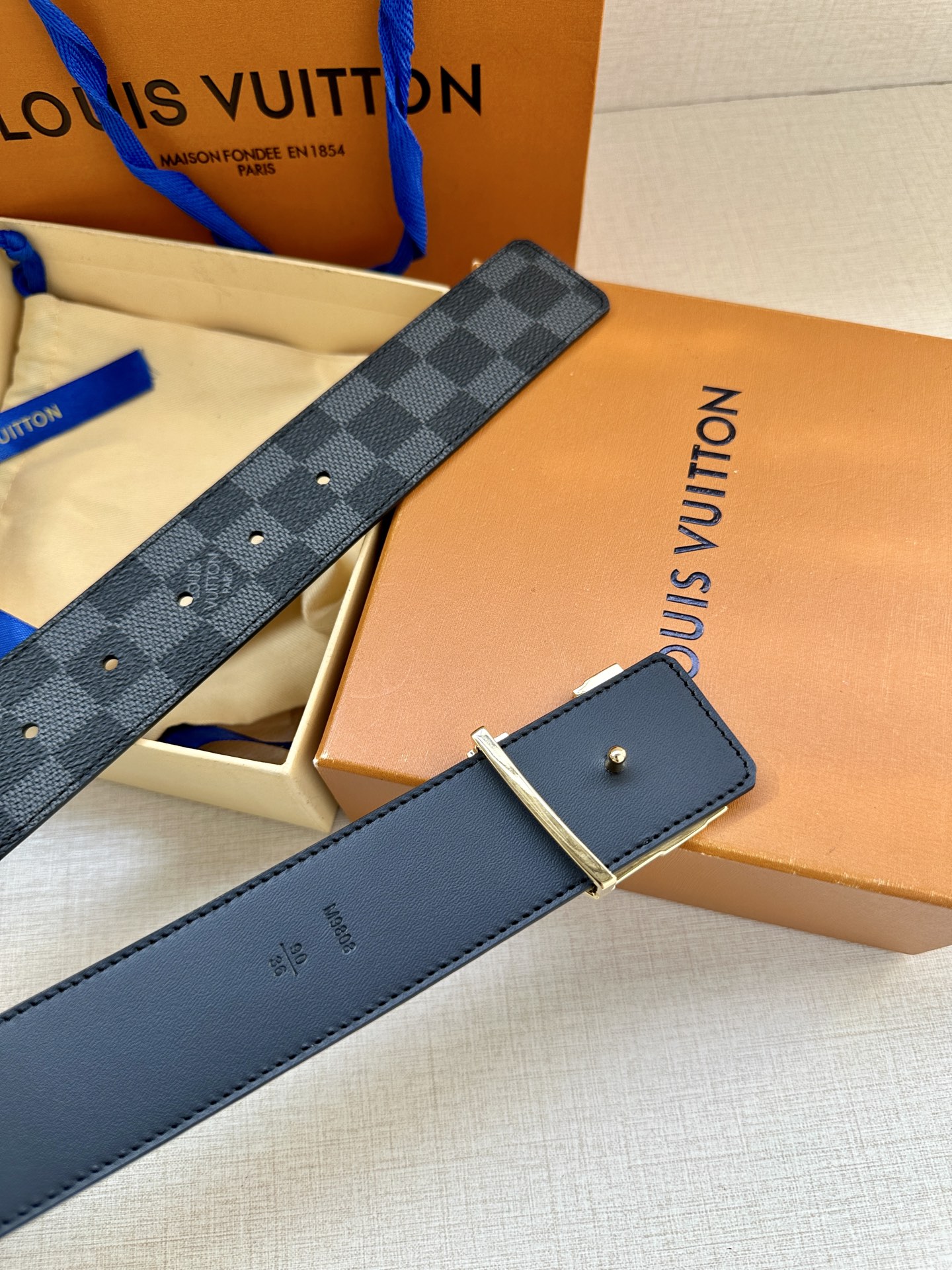 Louis Vuitton Basic Belt Canvas M-l