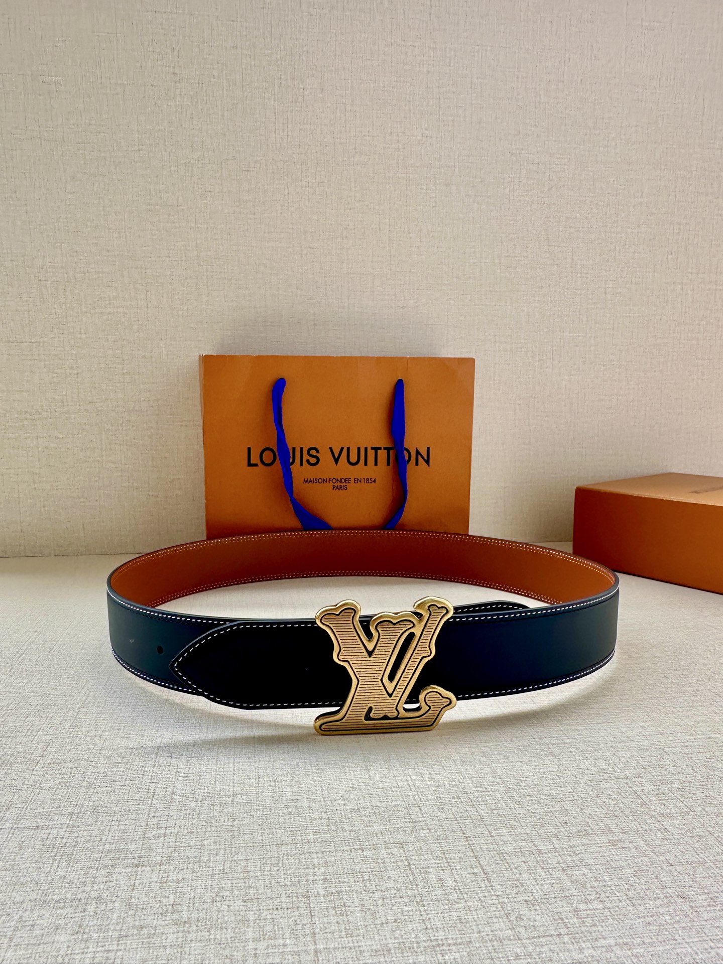 Louis Vuitton Basic Belt L