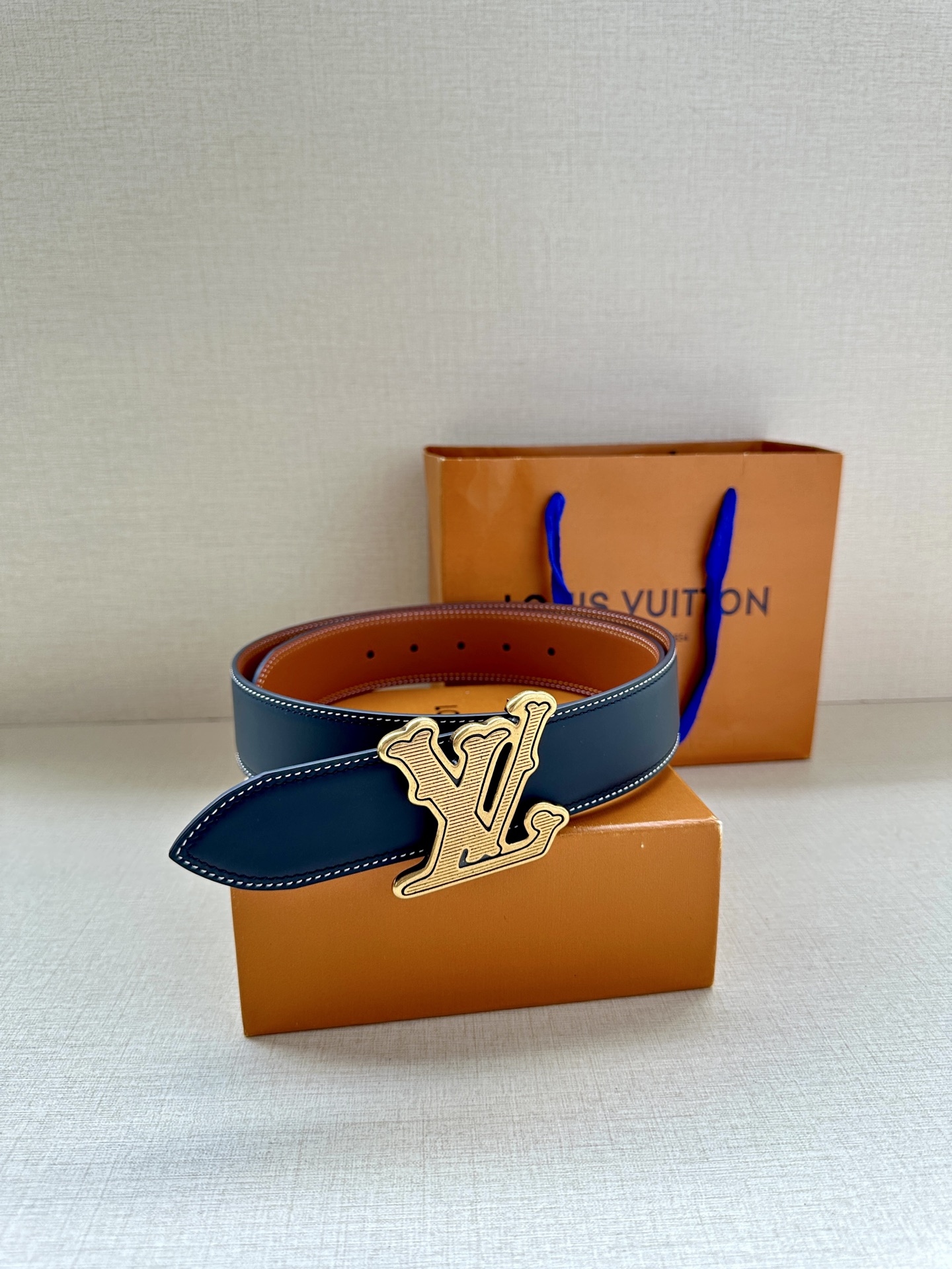 Louis Vuitton Basic Belt L