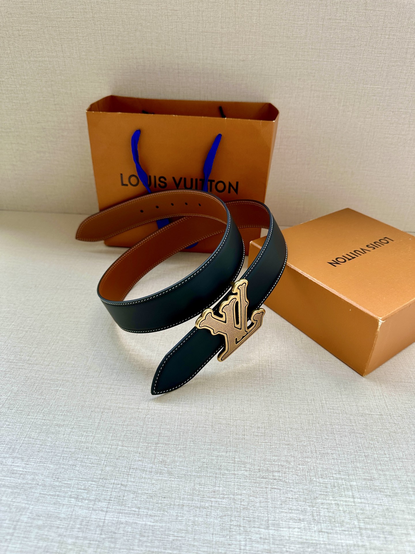 Louis Vuitton Basic Belt L