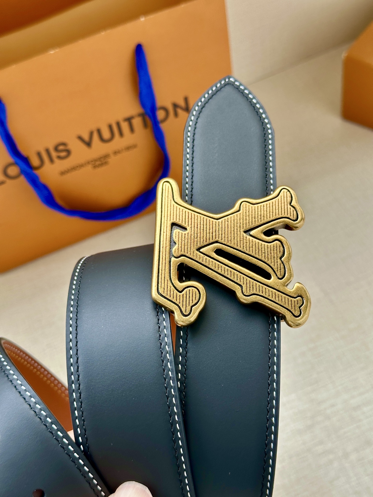 Louis Vuitton Basic Belt L