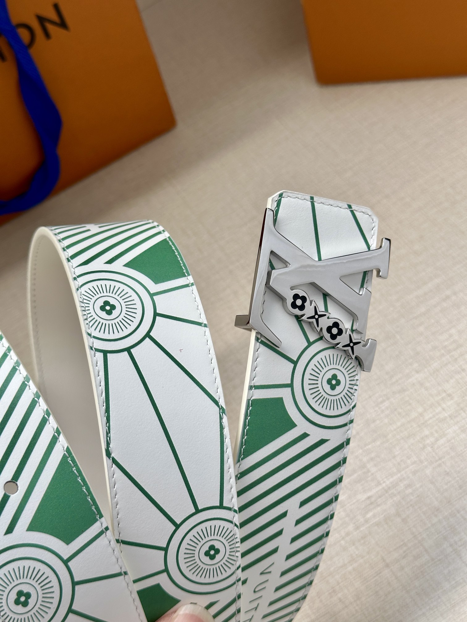 Louis Vuitton Basic Belt M-l