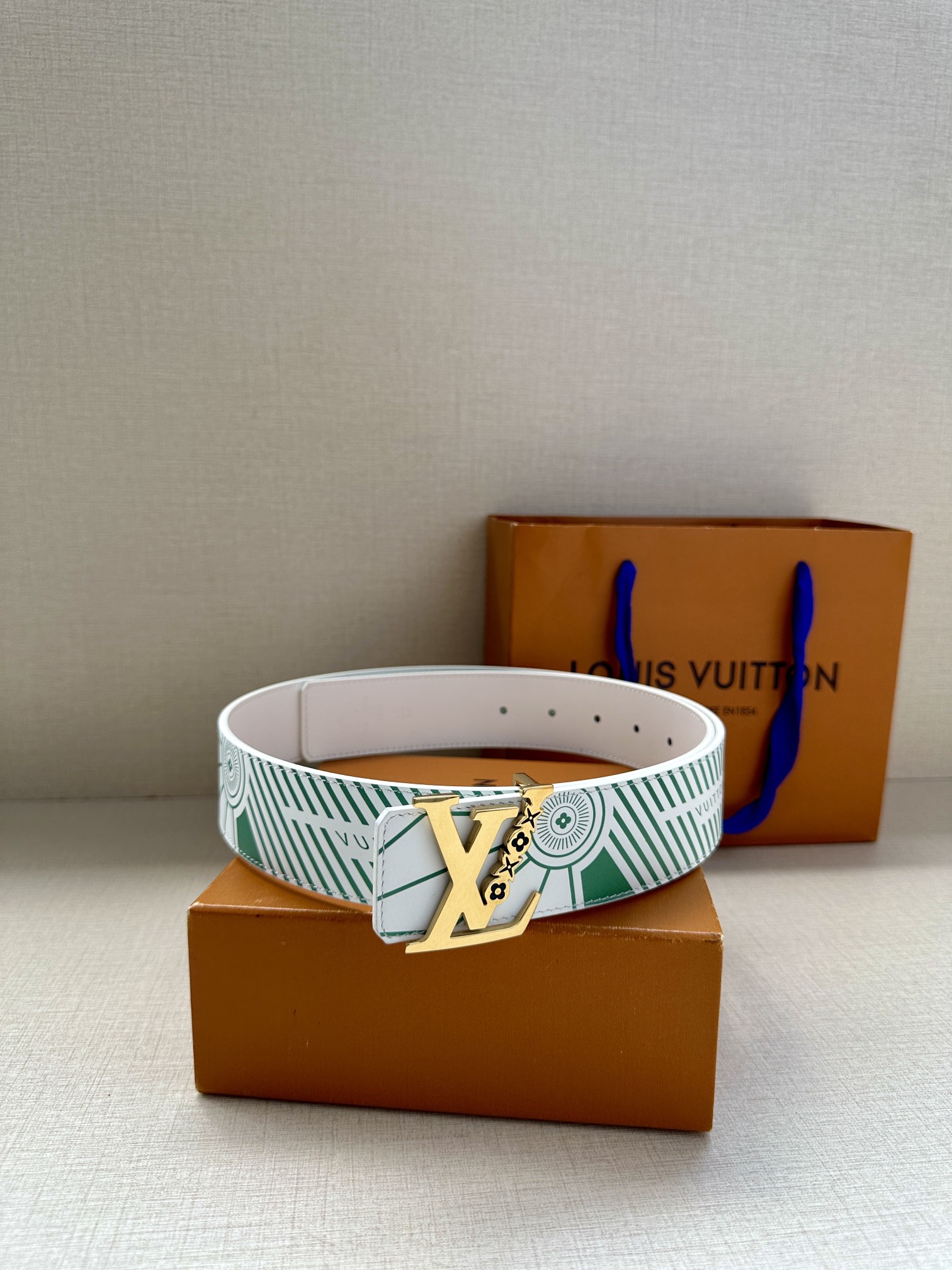 Louis Vuitton Basic Belt M-l