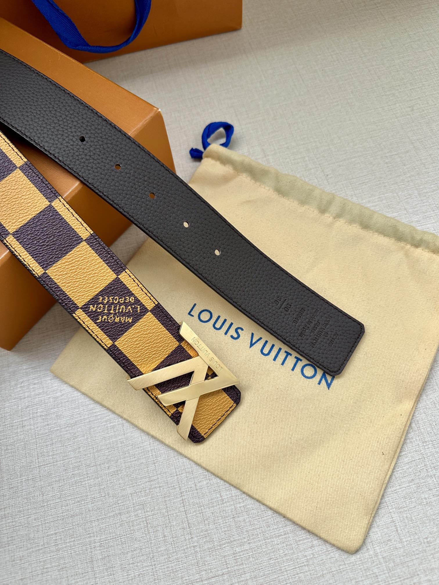 Louis Vuitton Male Basic Belt Cow Leather S-m-l