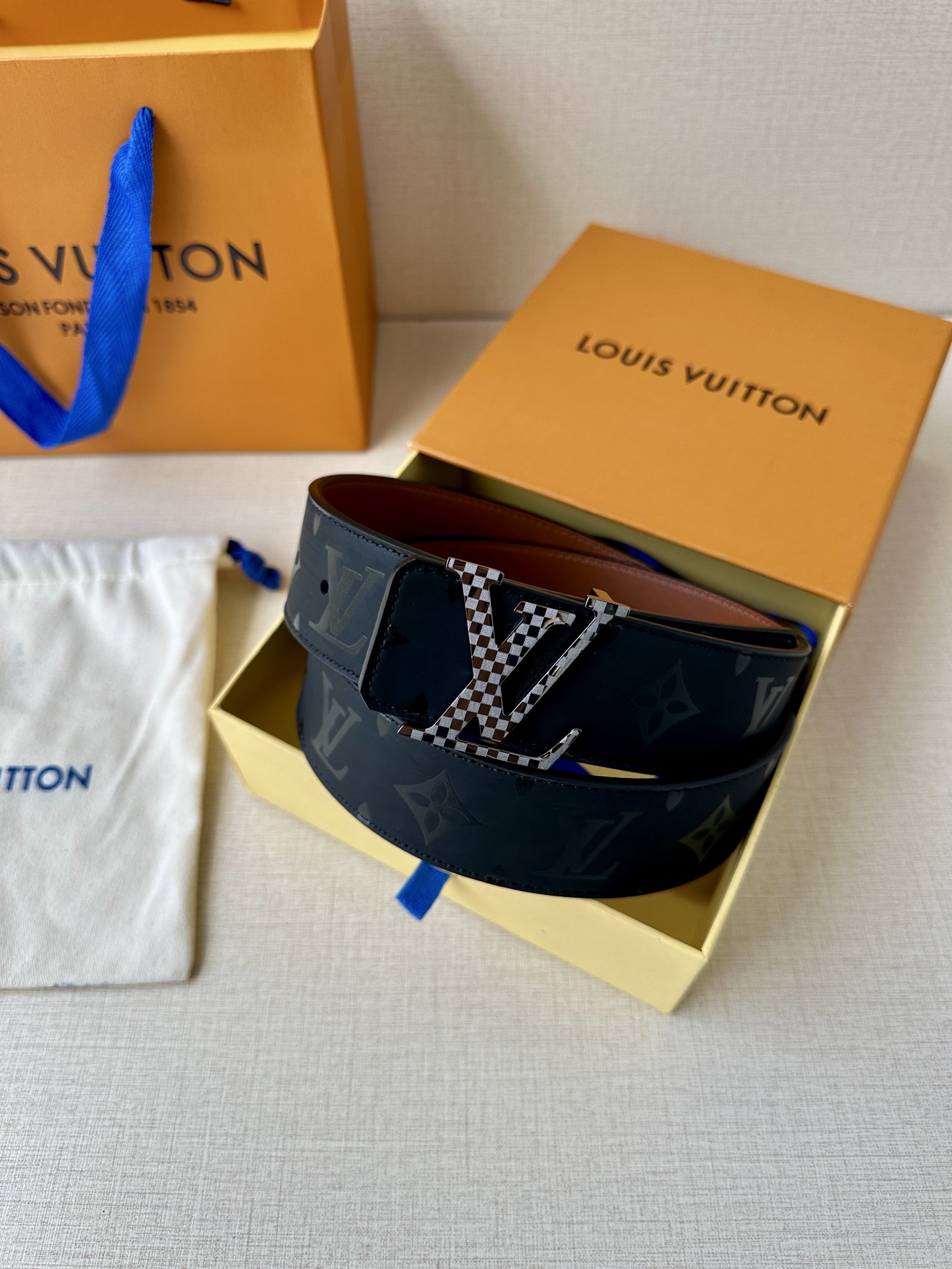 Louis Vuitton Leather Belt S-m-l