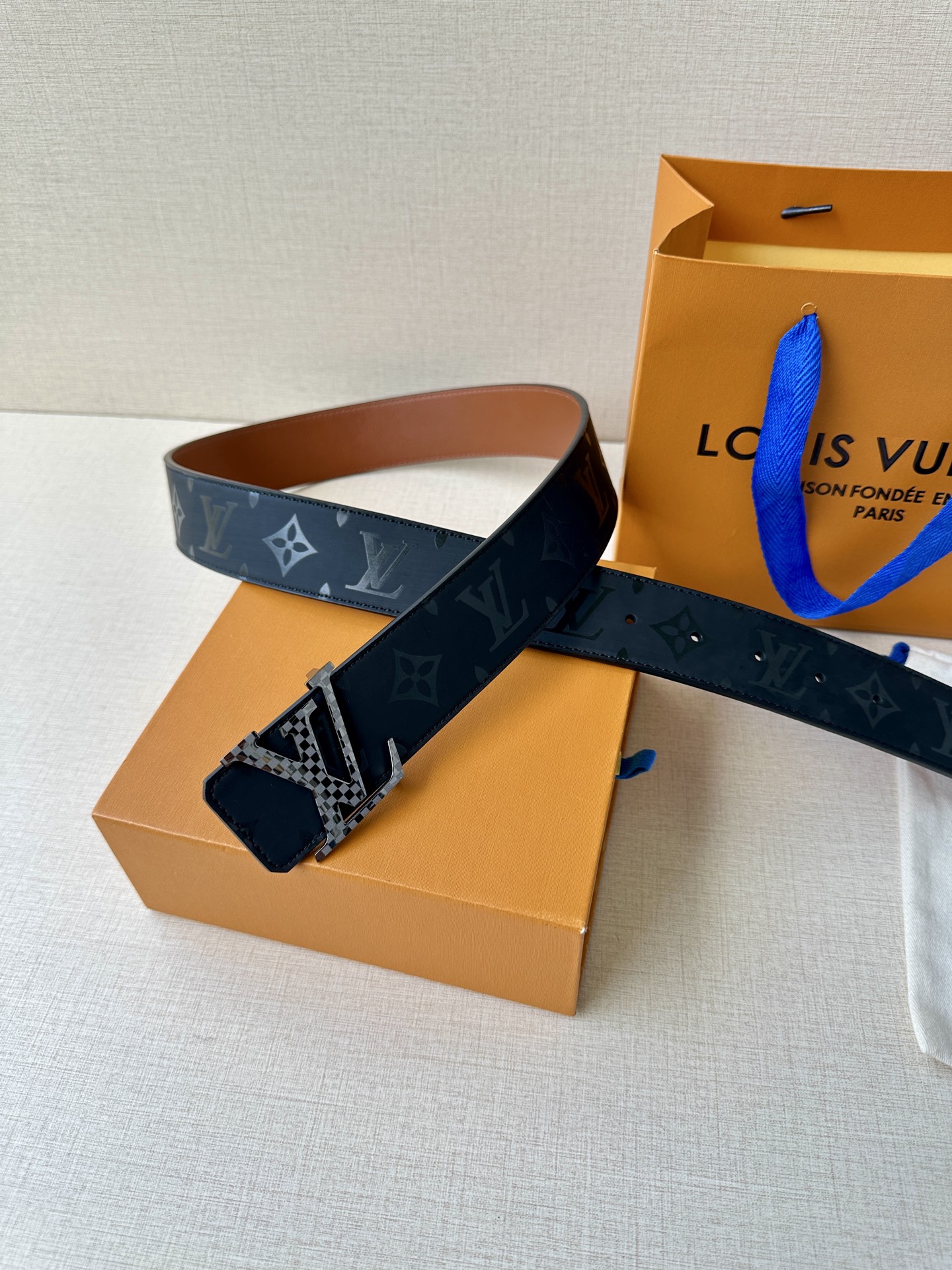 Louis Vuitton Leather Belt S-m-l
