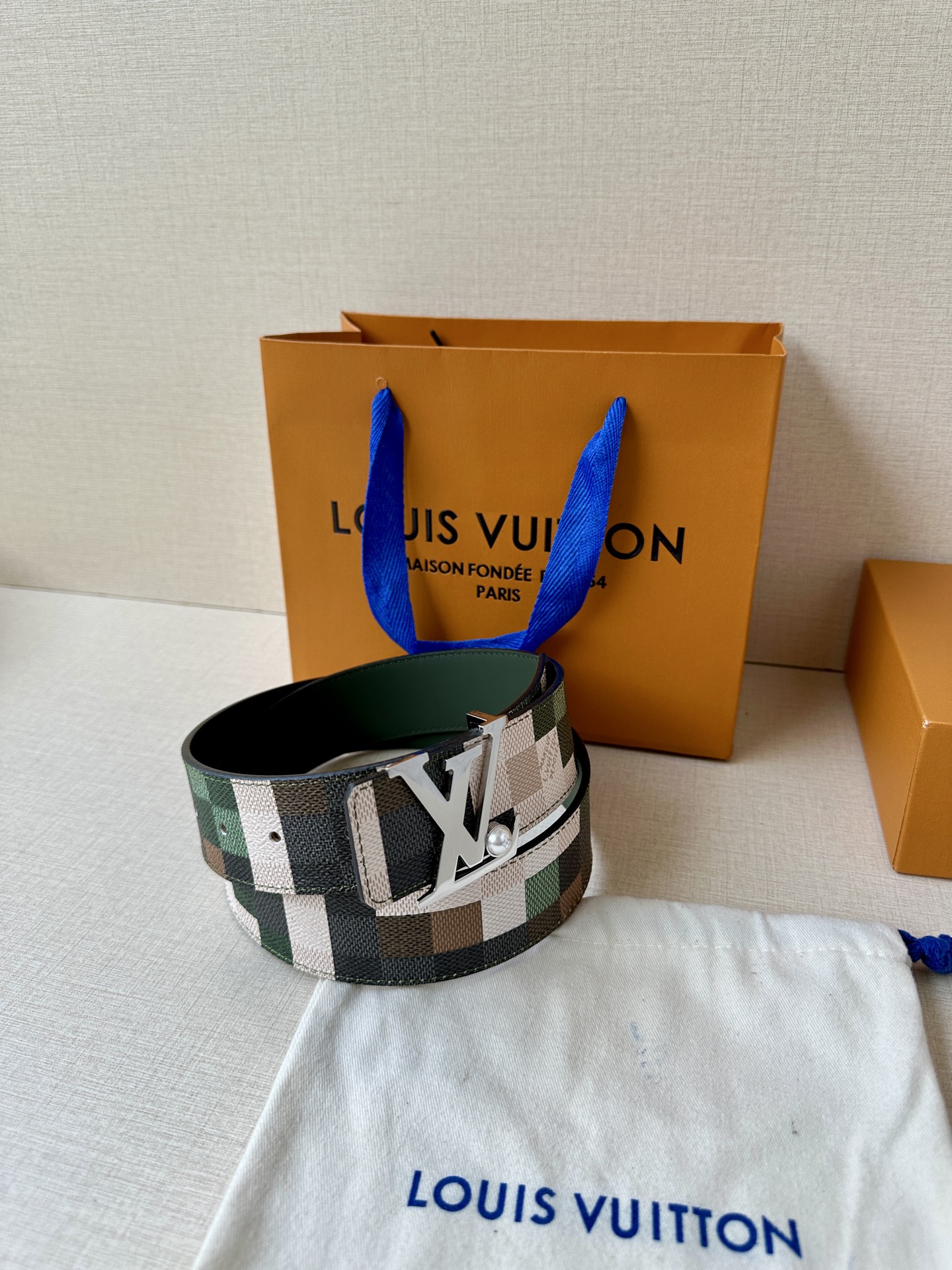 Louis Vuitton Leather Belt L