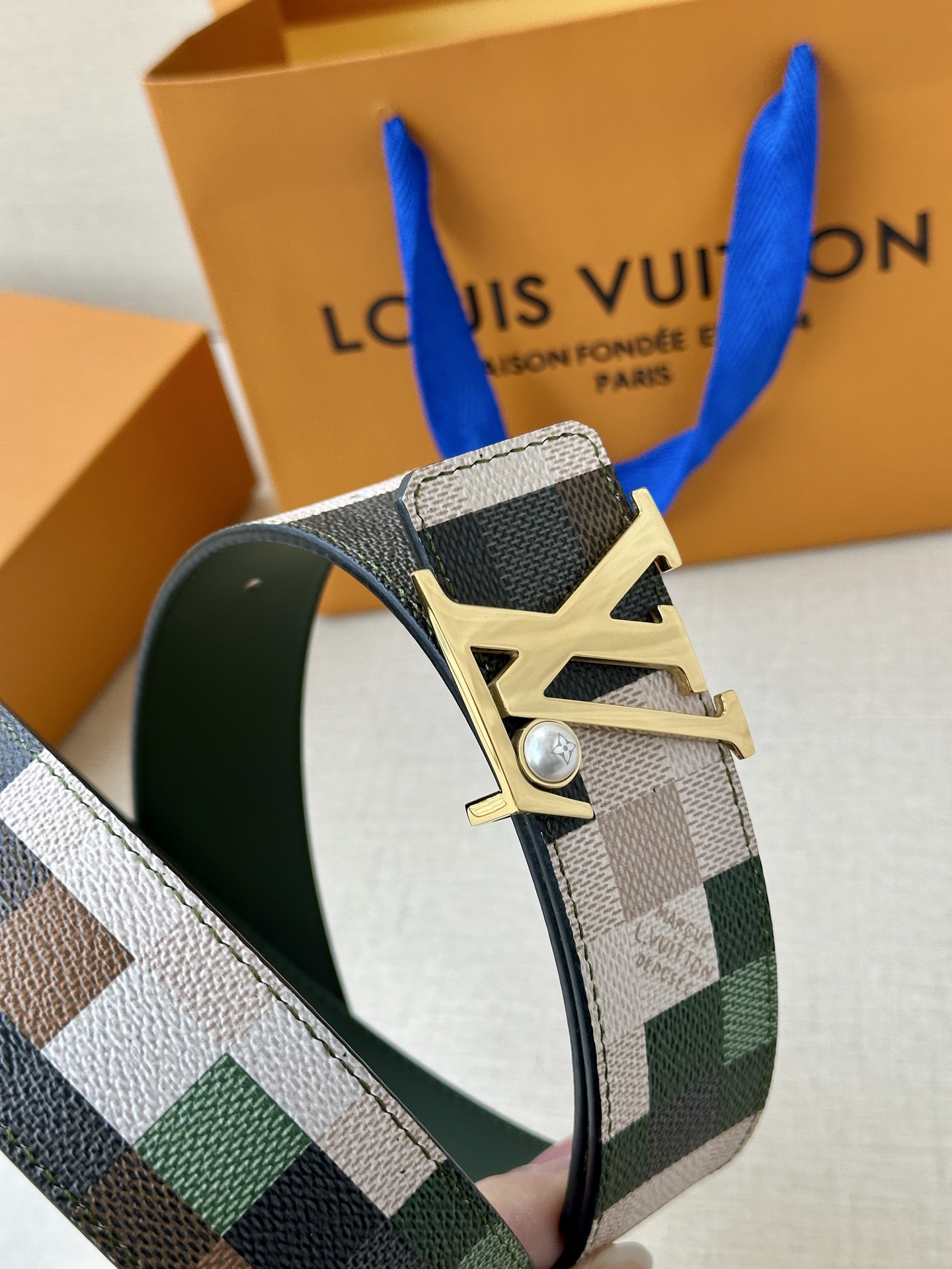 Louis Vuitton Leather Belt L