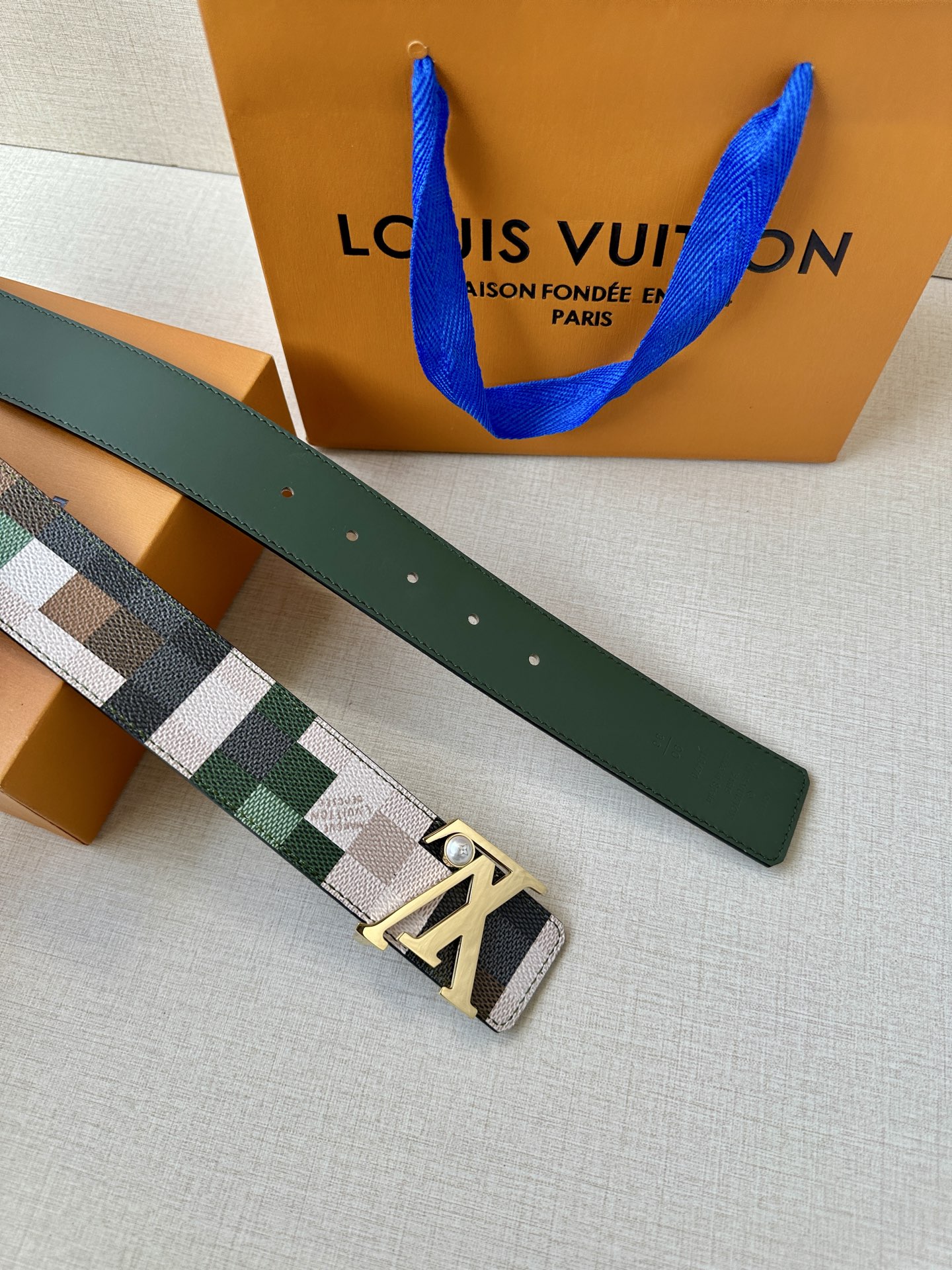 Louis Vuitton Leather Belt L