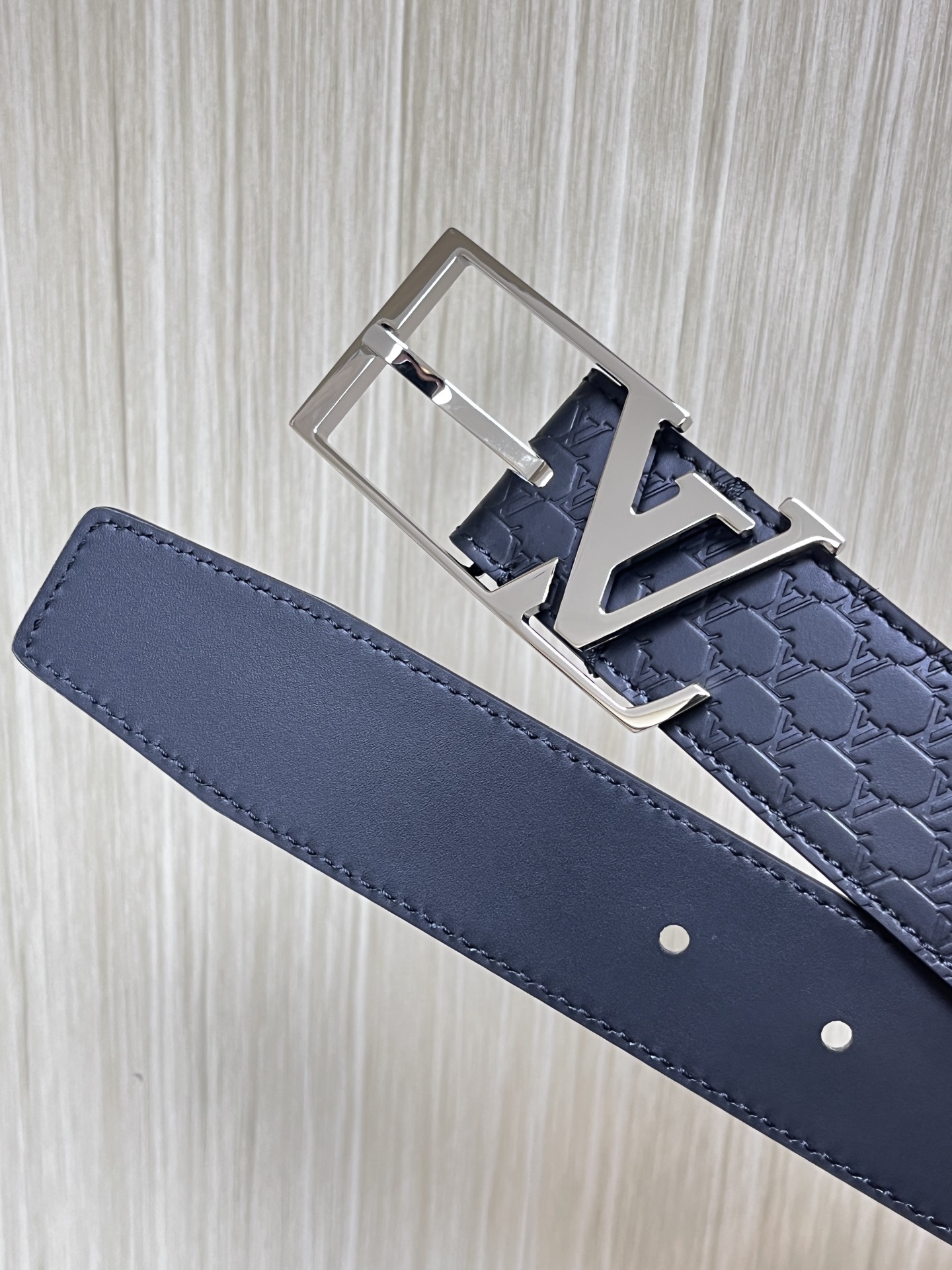 Louis Vuitton Pin Buckle Belt M-l