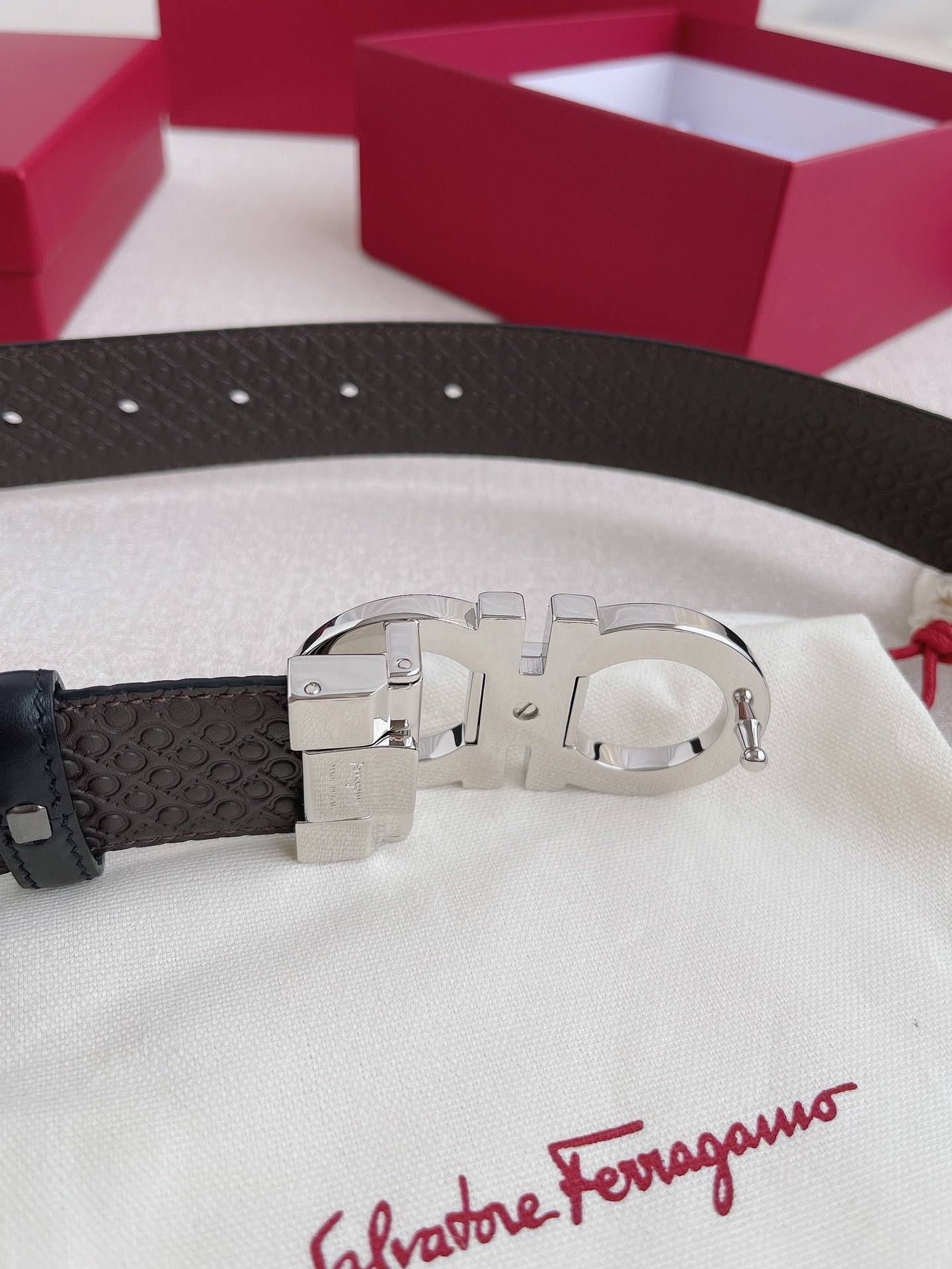 Salvatore Ferragamo Leather Belt Cow Leather Gold Adjustable 35mm-m